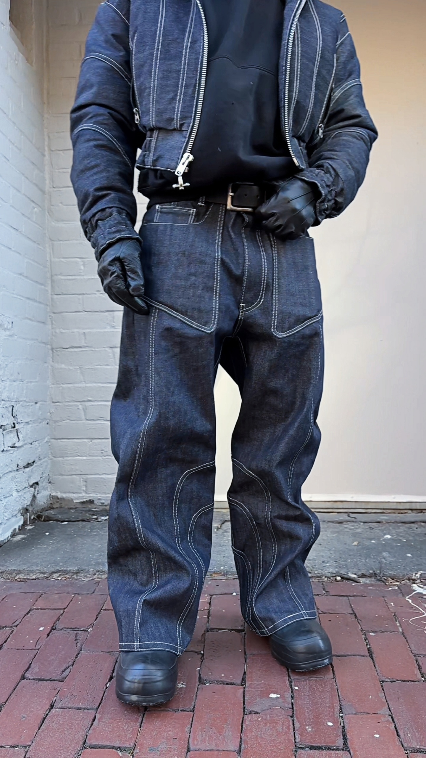 SPLIT-LINE DENIM BOMBER JEANS