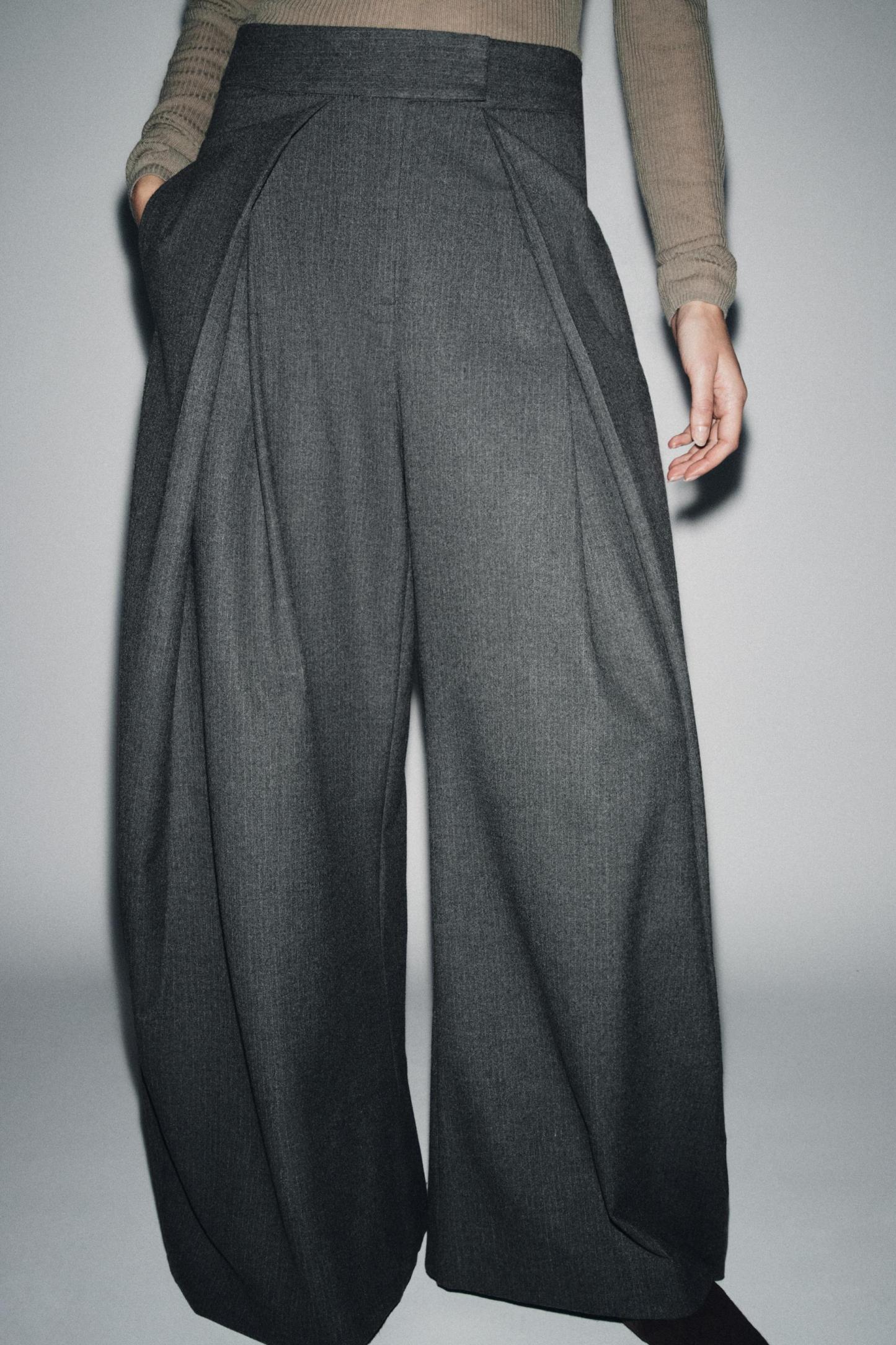 Pleated pants Veja