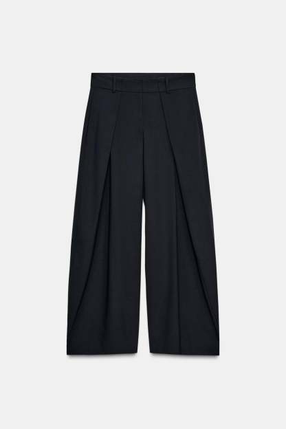 Pleated pants Veja