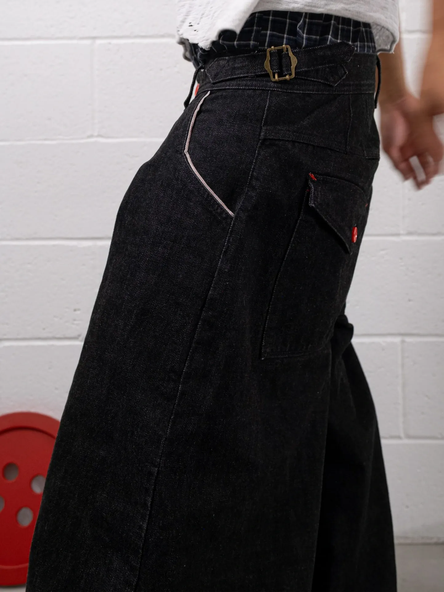 PLEATED BALLOON DENIM