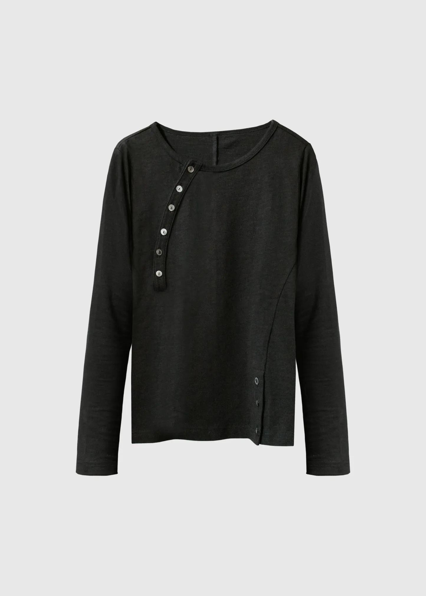 CURVED BUTTON HENLEY