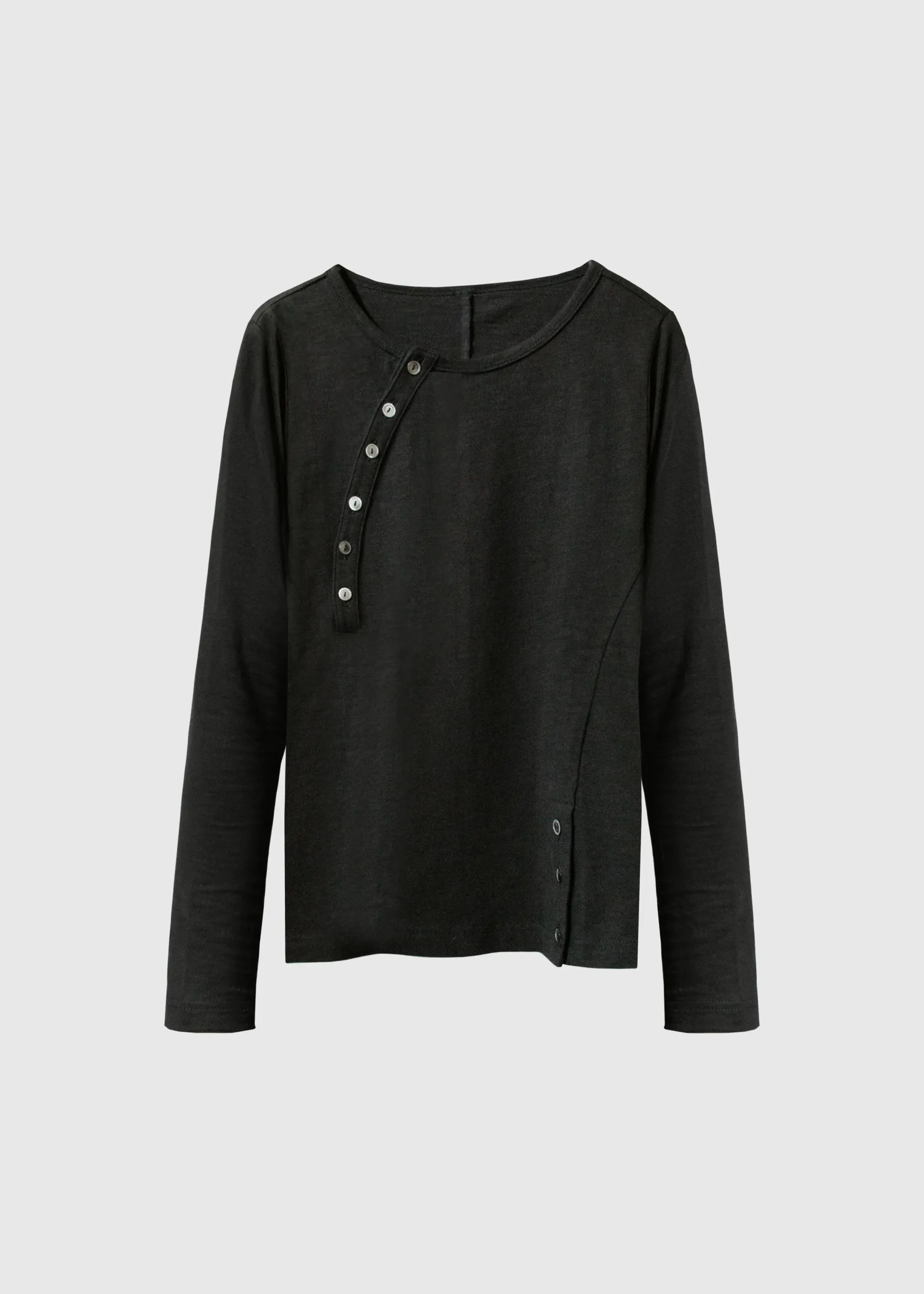 CURVED BUTTON HENLEY