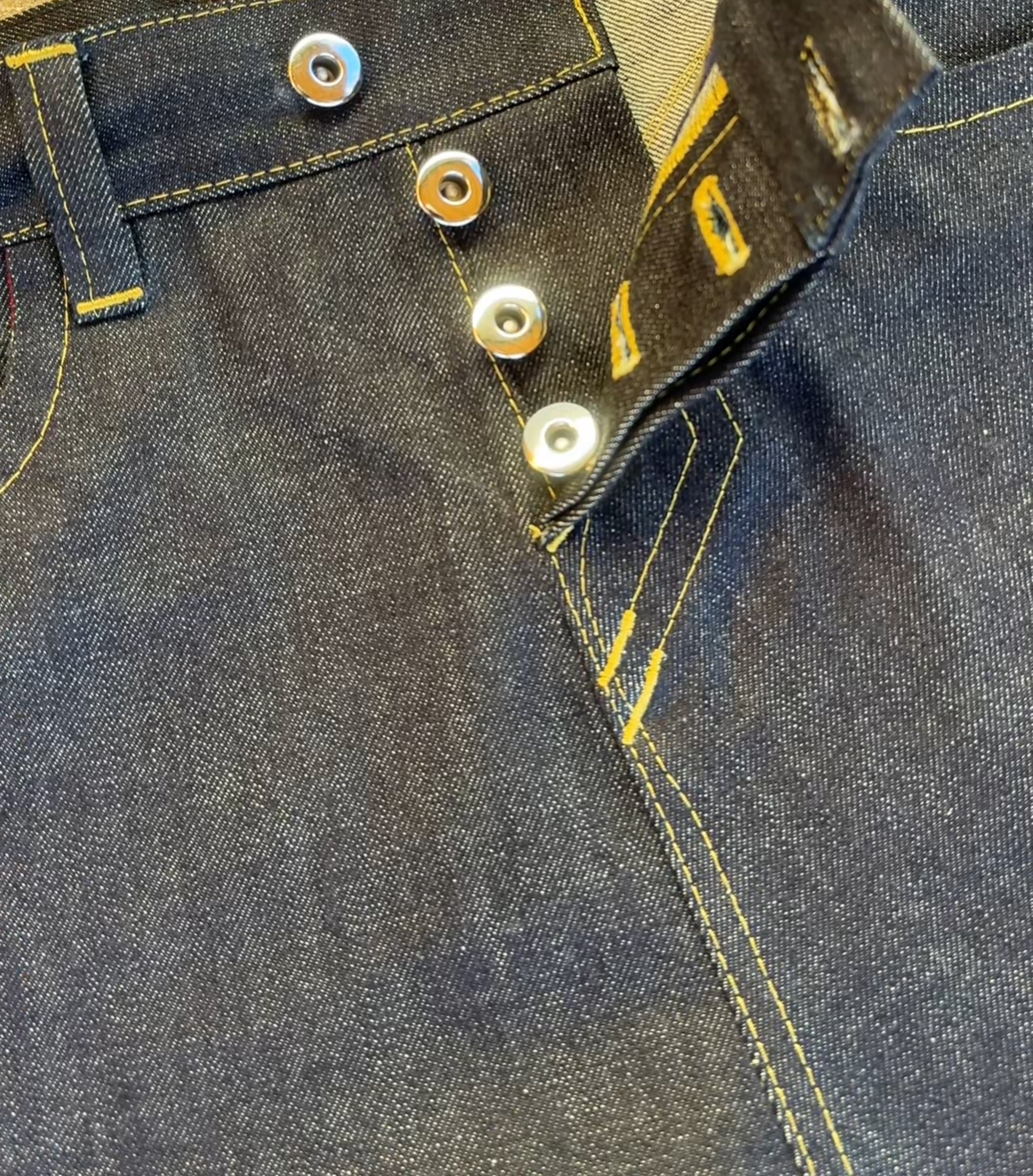 Y-Stitch Multi-Pocket Denim Mini Skirt