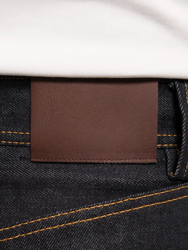 JAPANESE SELVEDGE  CURVED-LEGS JEANS