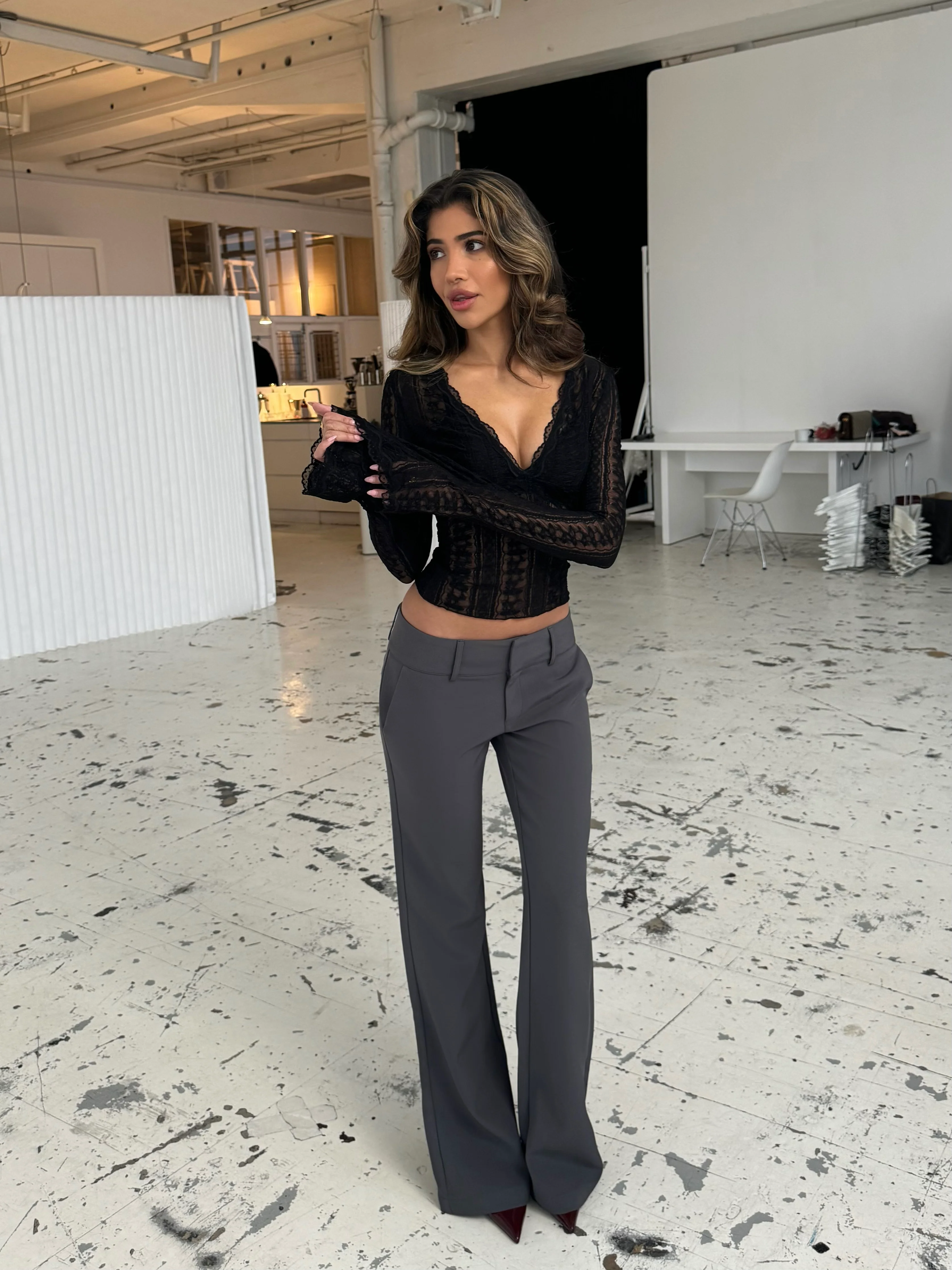 Livia low waist trousers (Buy 2 Free Shipping）