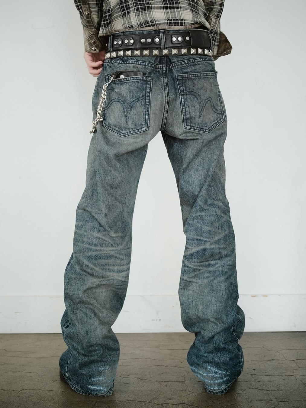 LOW RISE “SLATE” DENIM