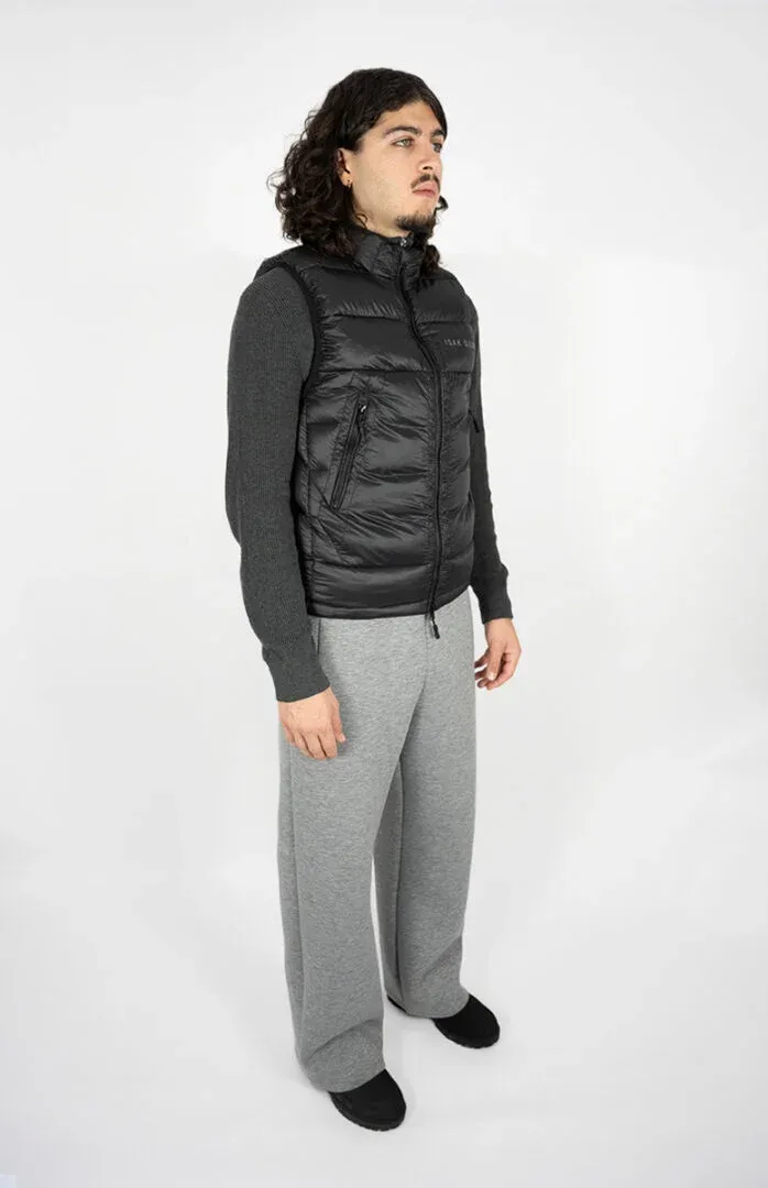 DOWN VEST