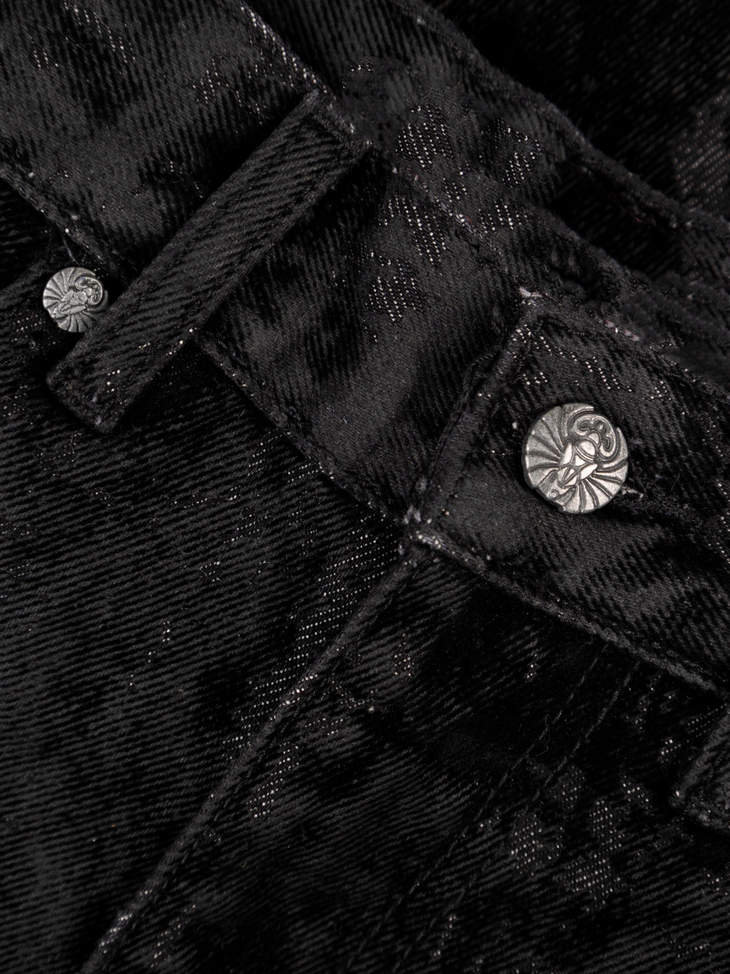 KNUCKLE BOOTCUT VELVET PANTS