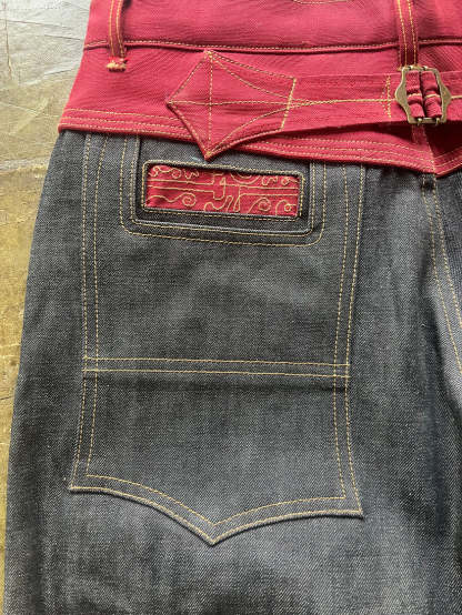 Red/Charcoal Hybrids