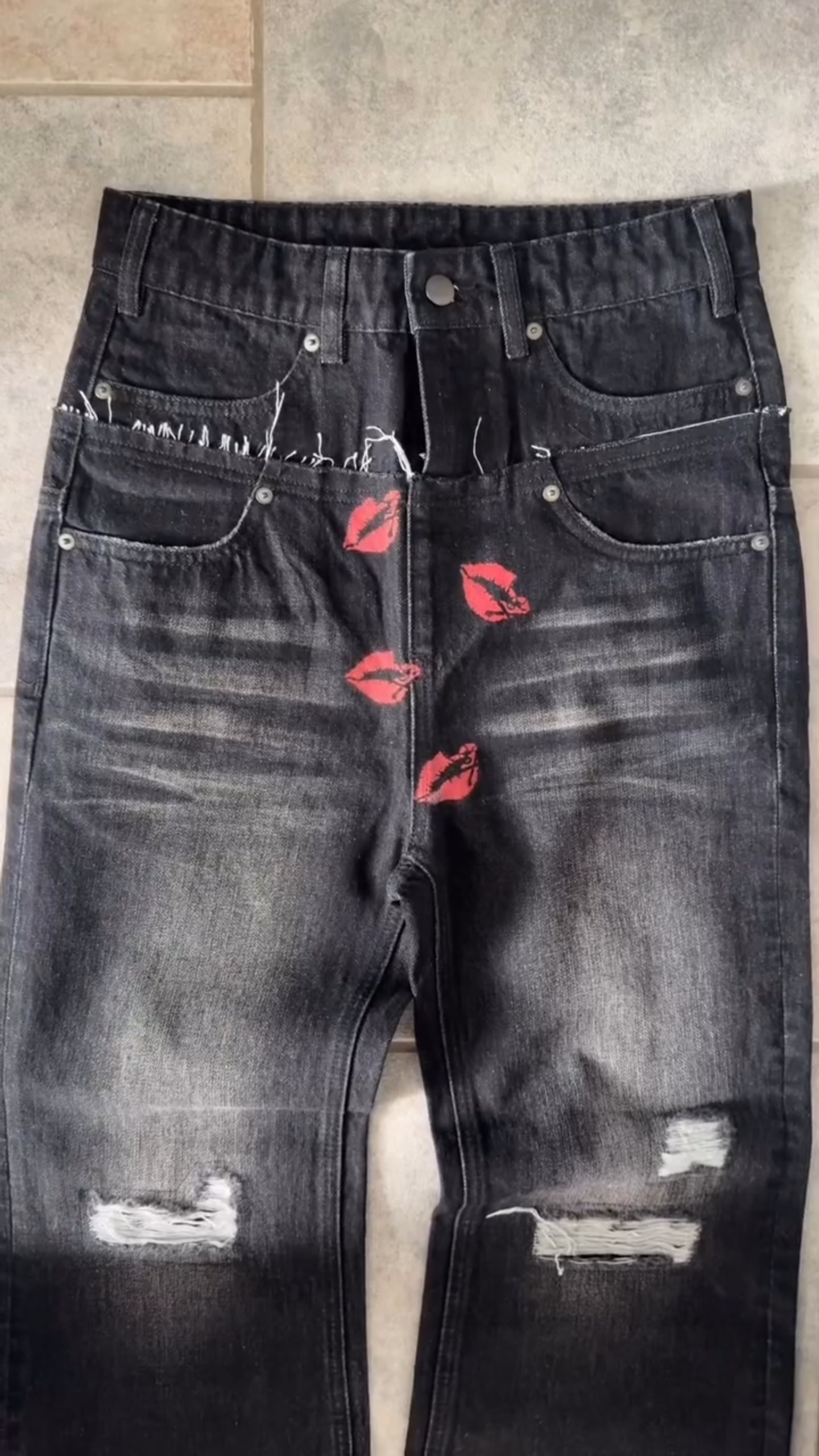BLACK SAVAGE KISS DENIM