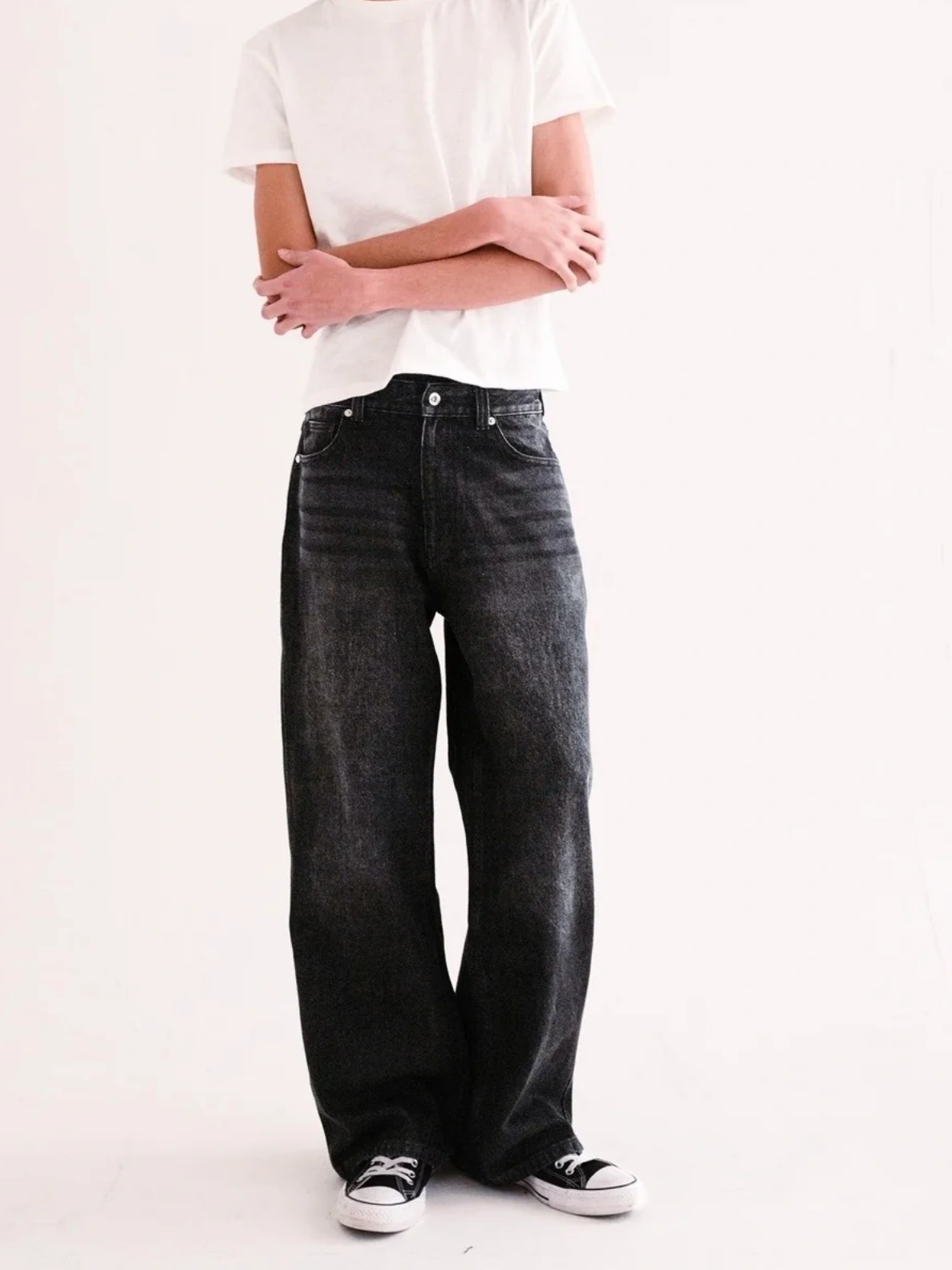 WIDE LEG DENIM