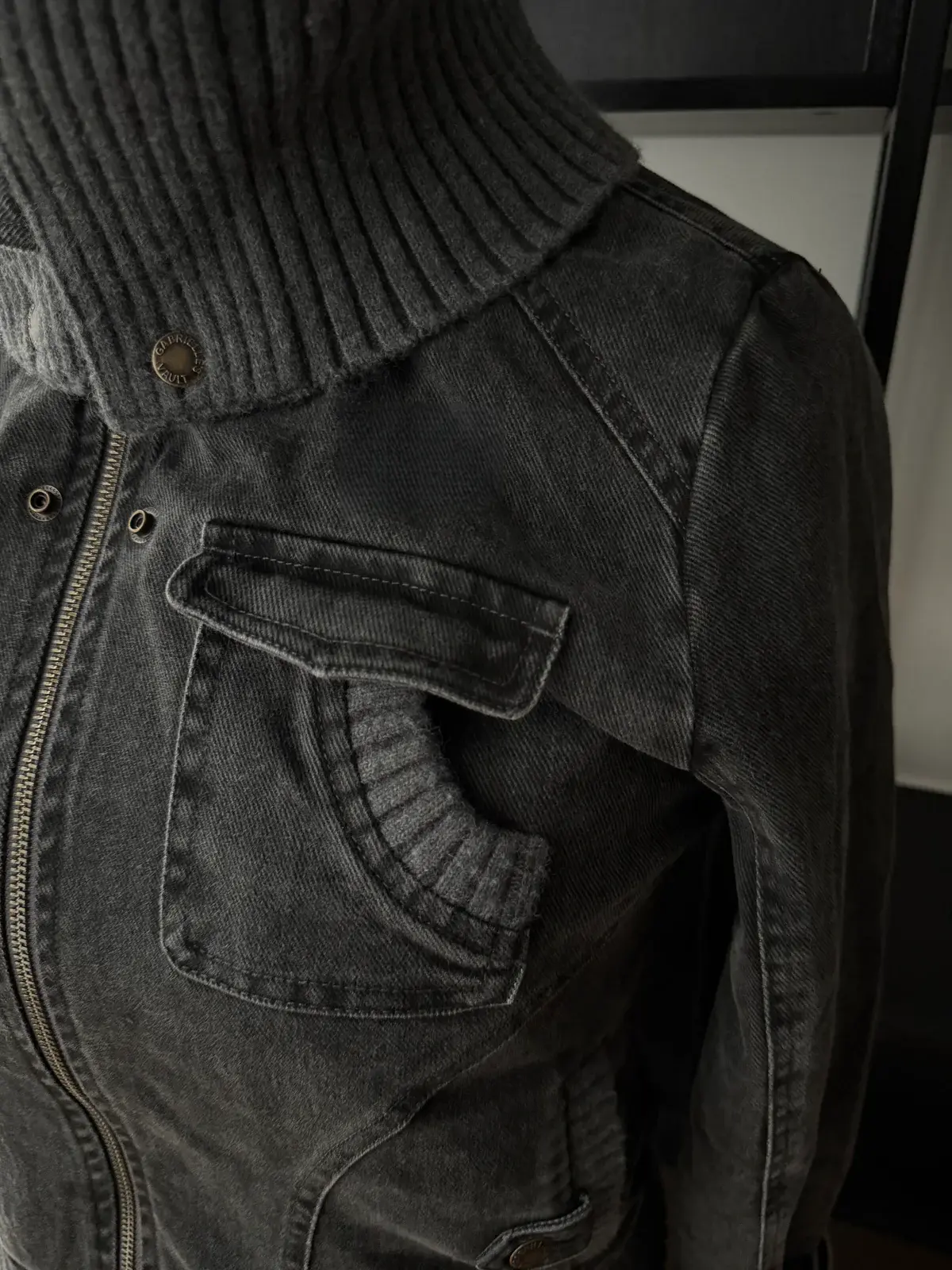 2000s Ribbed collar cargo jacket