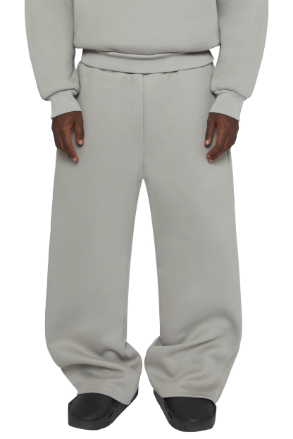 610 GSM MONOCHROME STRAIGHT LEG SWEATS