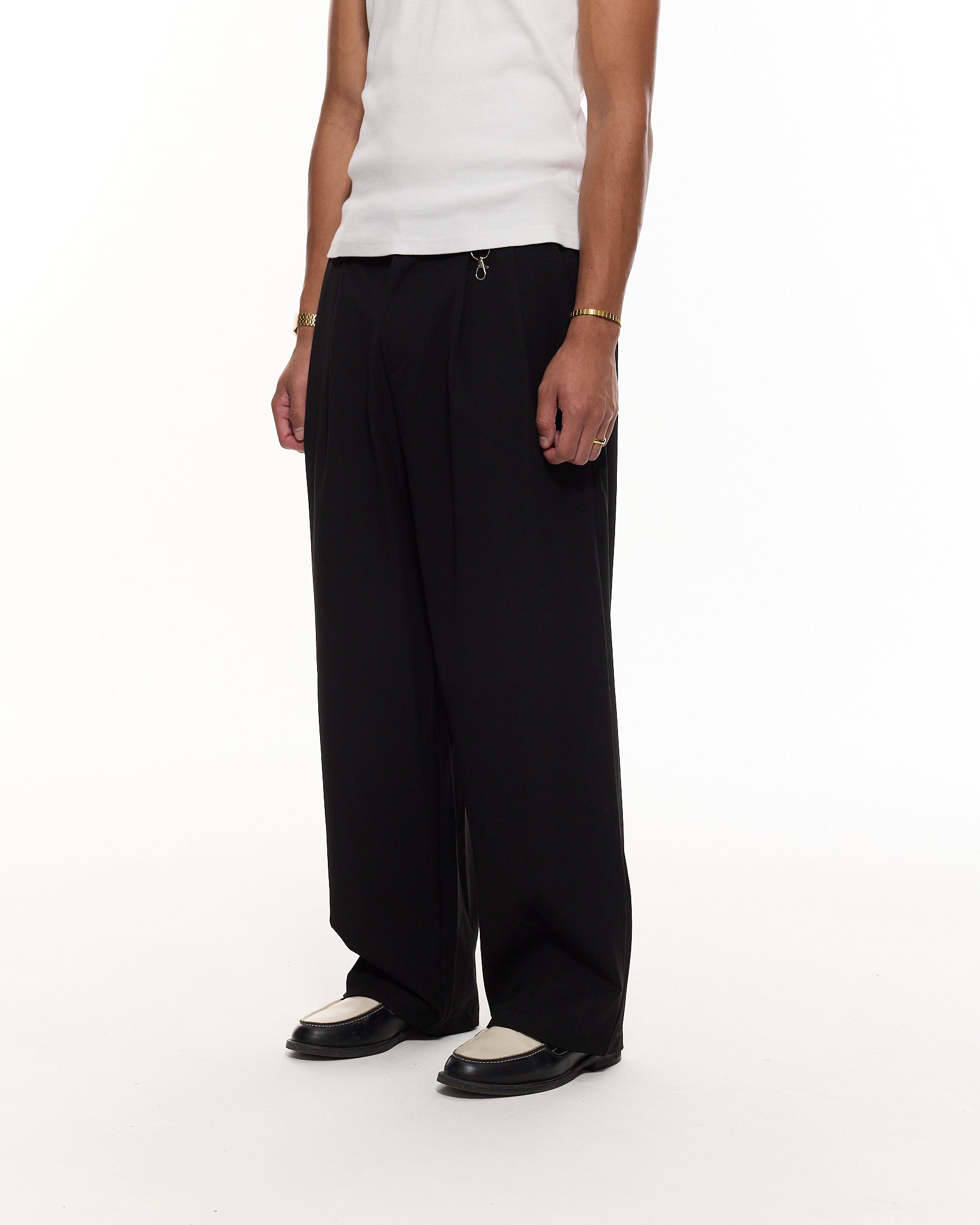 DUALSTASH PLEATED UTILITY PANTS