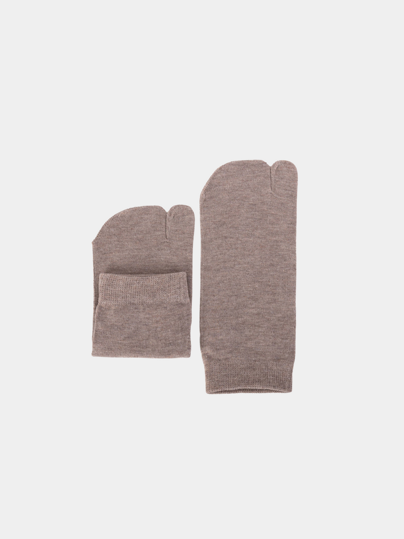 TABI SPLIT-TOE SOCKS