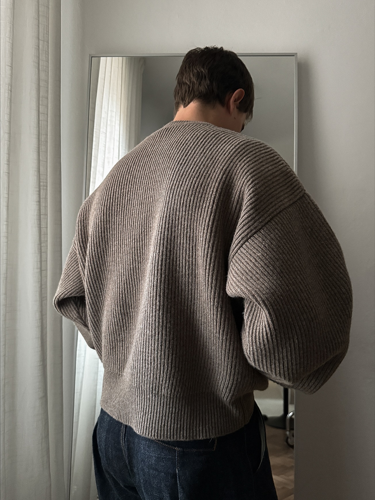 HEAVY RIBBED RELAXED KNIT SWEATER