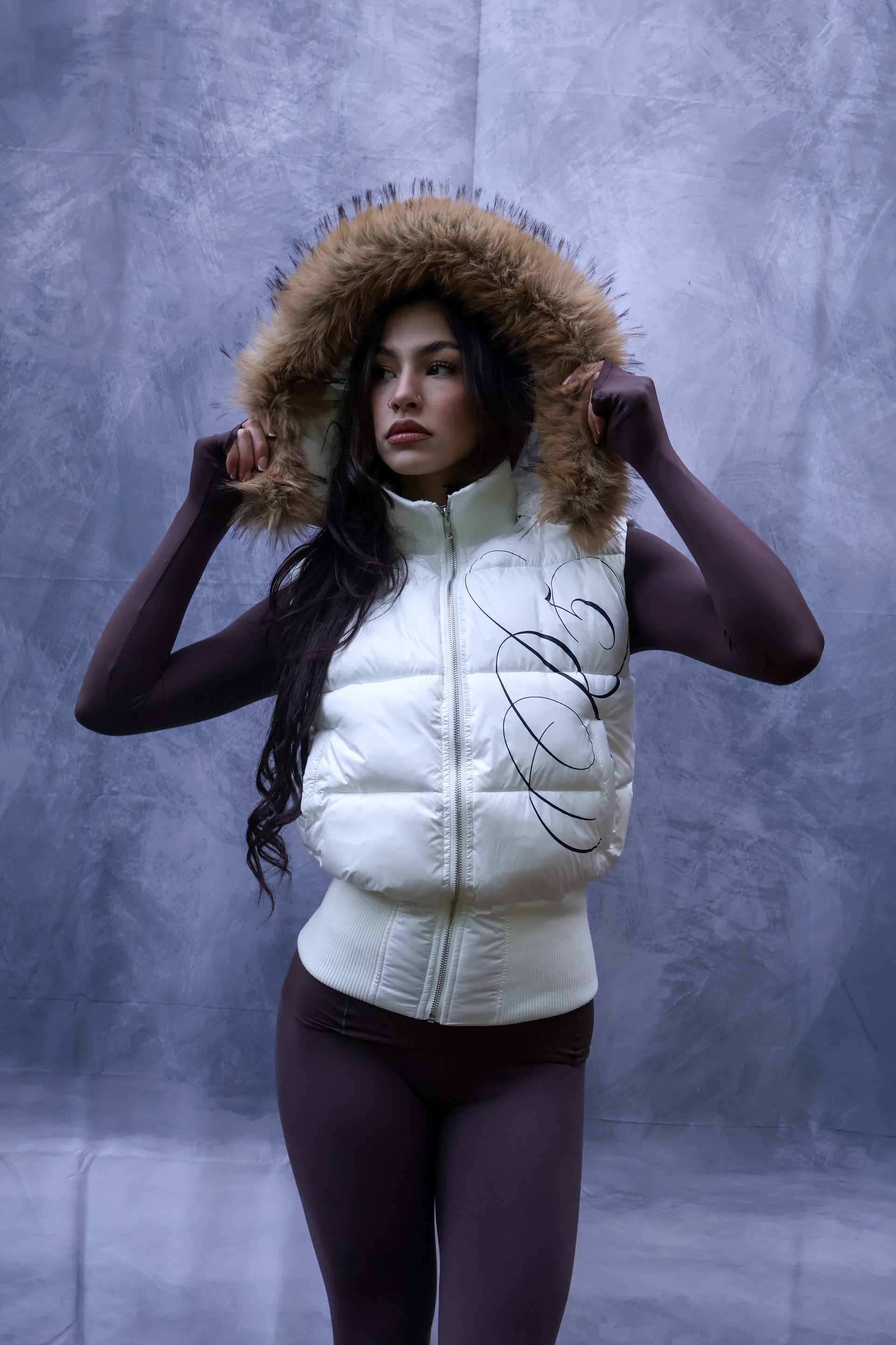 CURSIVE SHELL JACKET