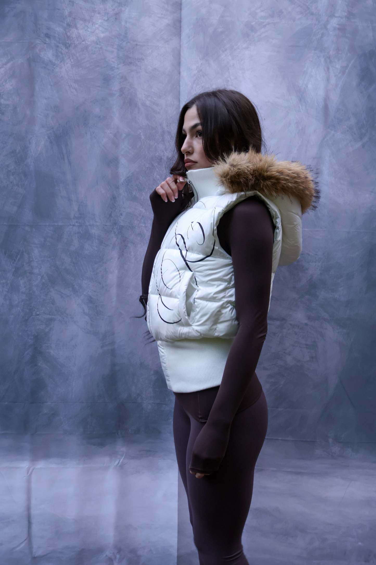 CURSIVE SHELL JACKET