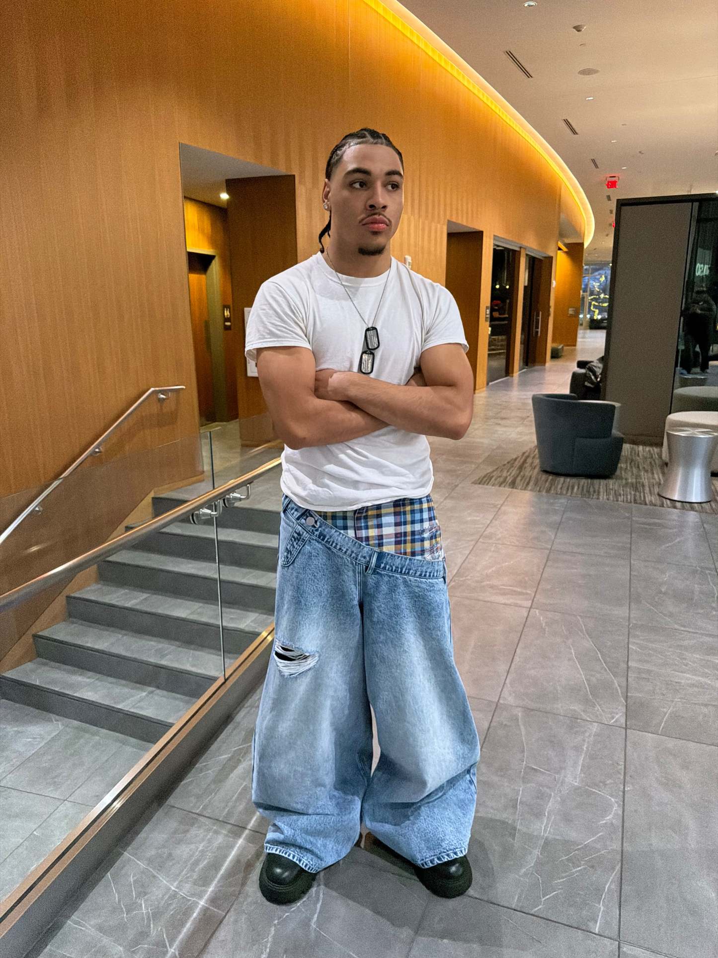 SLANTED RUNWAY DENIM