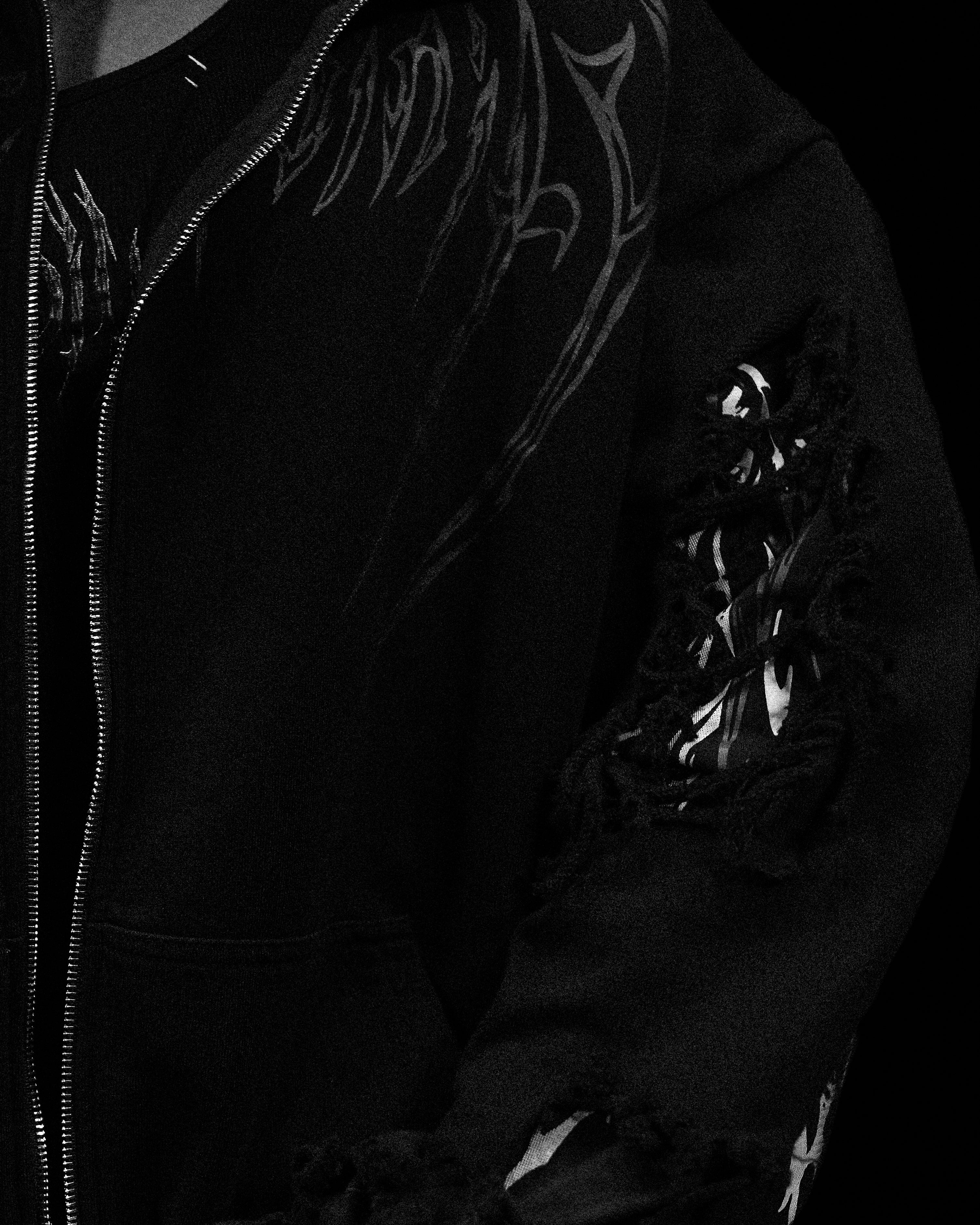 Tarnished Leviathan Oversized Zip-up Hoodie [DARKNESS]