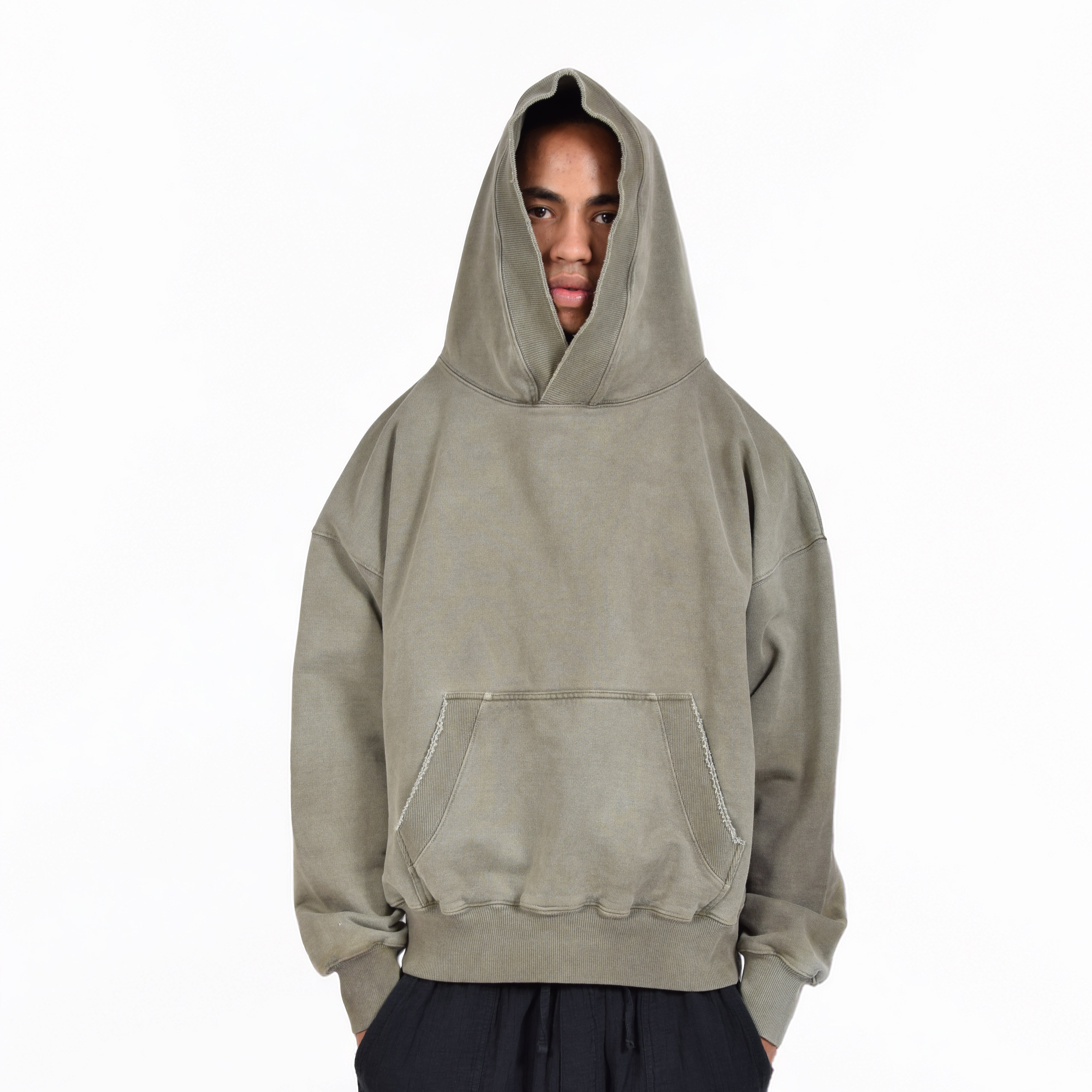 Pigment 01 Hoodie