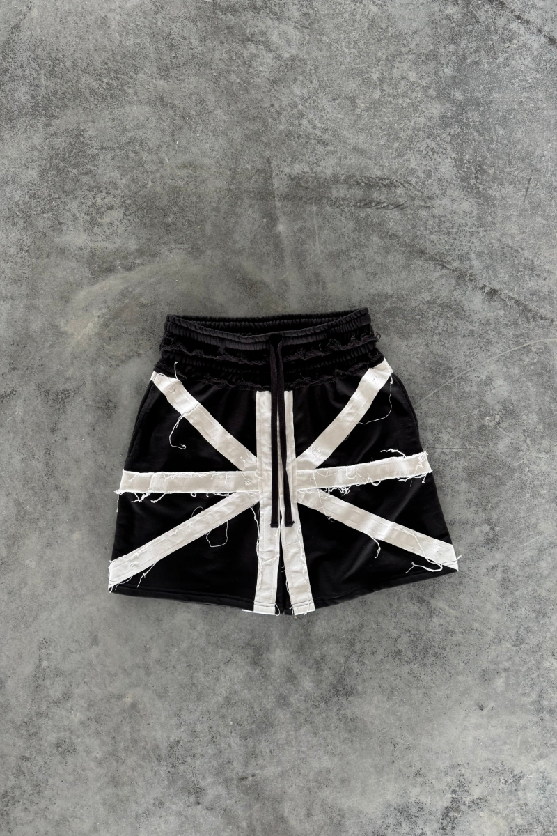 Double-waistband shorts with British-style elements