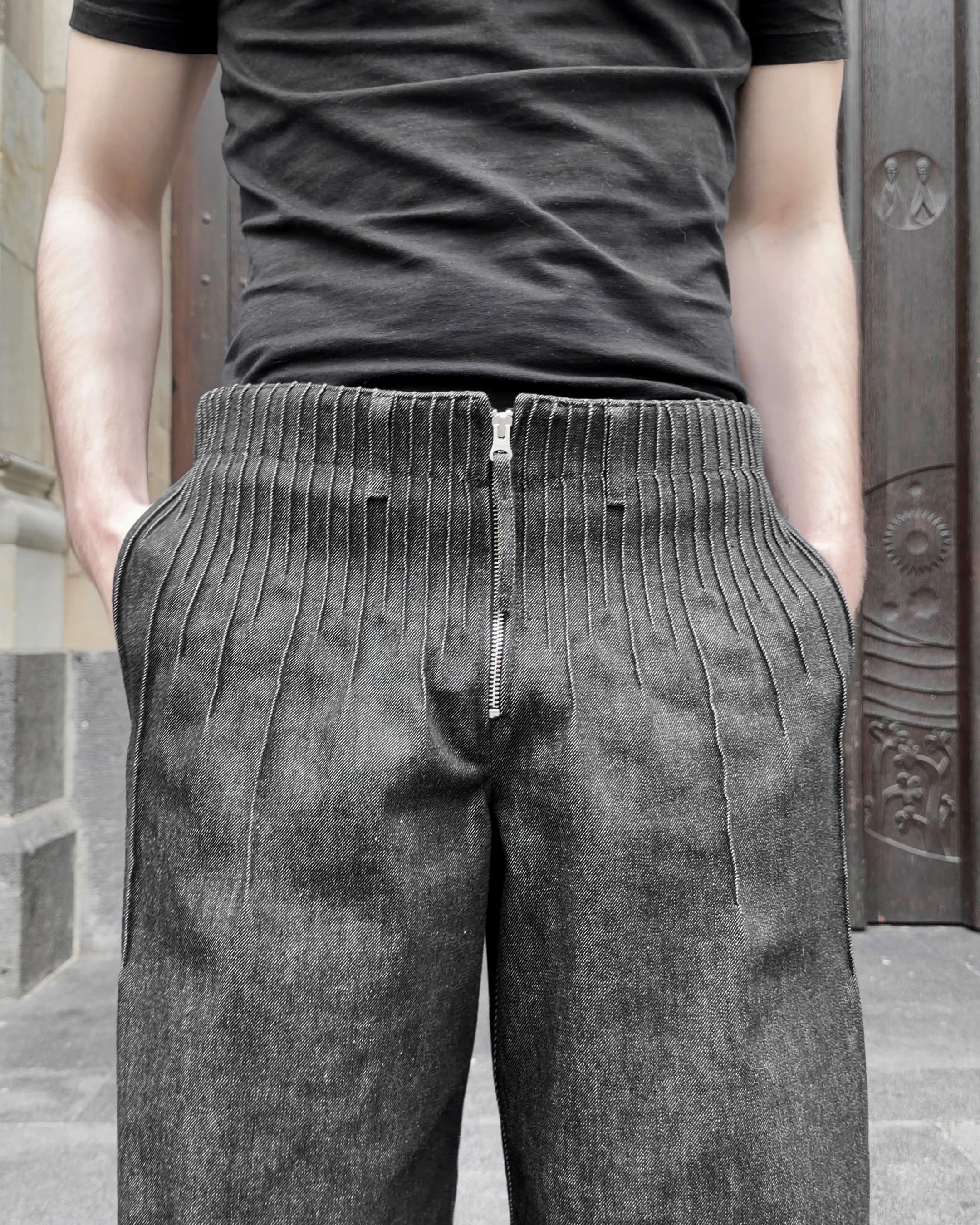 pleats denim
