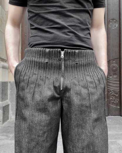 pleats denim