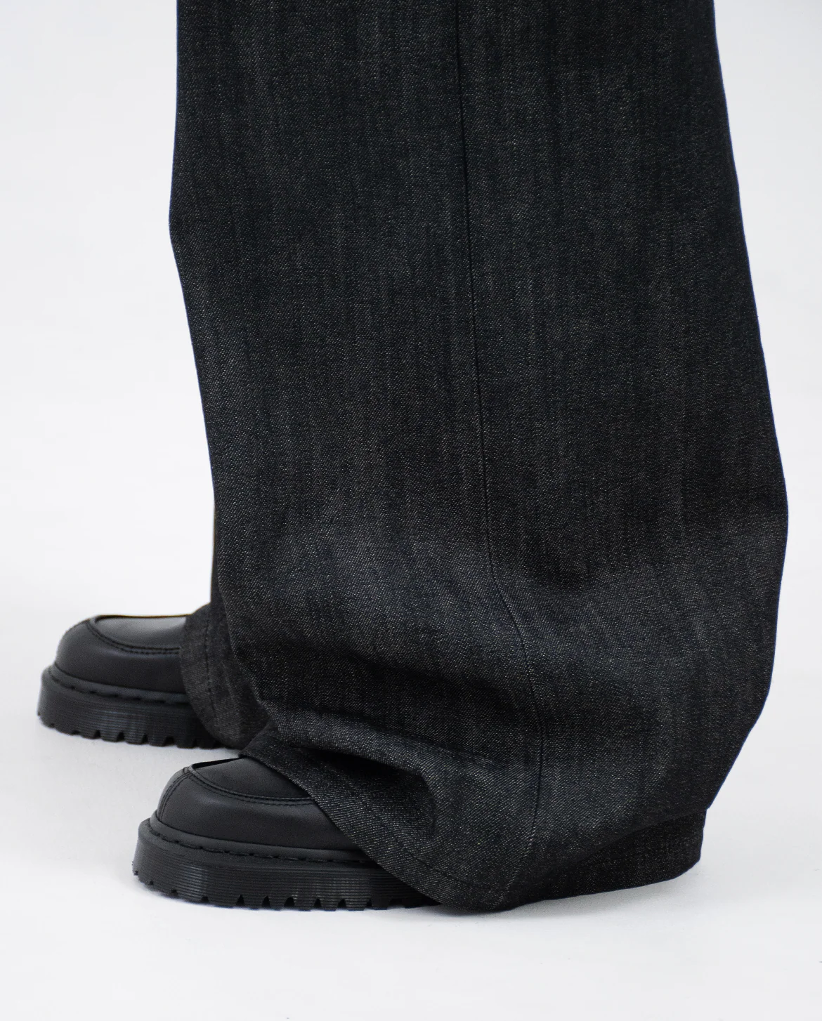 Okayama Raw Selvedge Baggy Jeans - Indigo