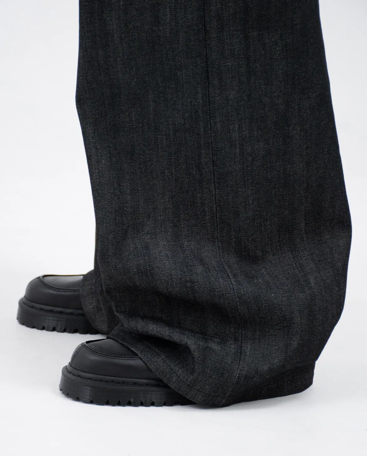 Okayama Raw Selvedge Baggy Jeans - Indigo