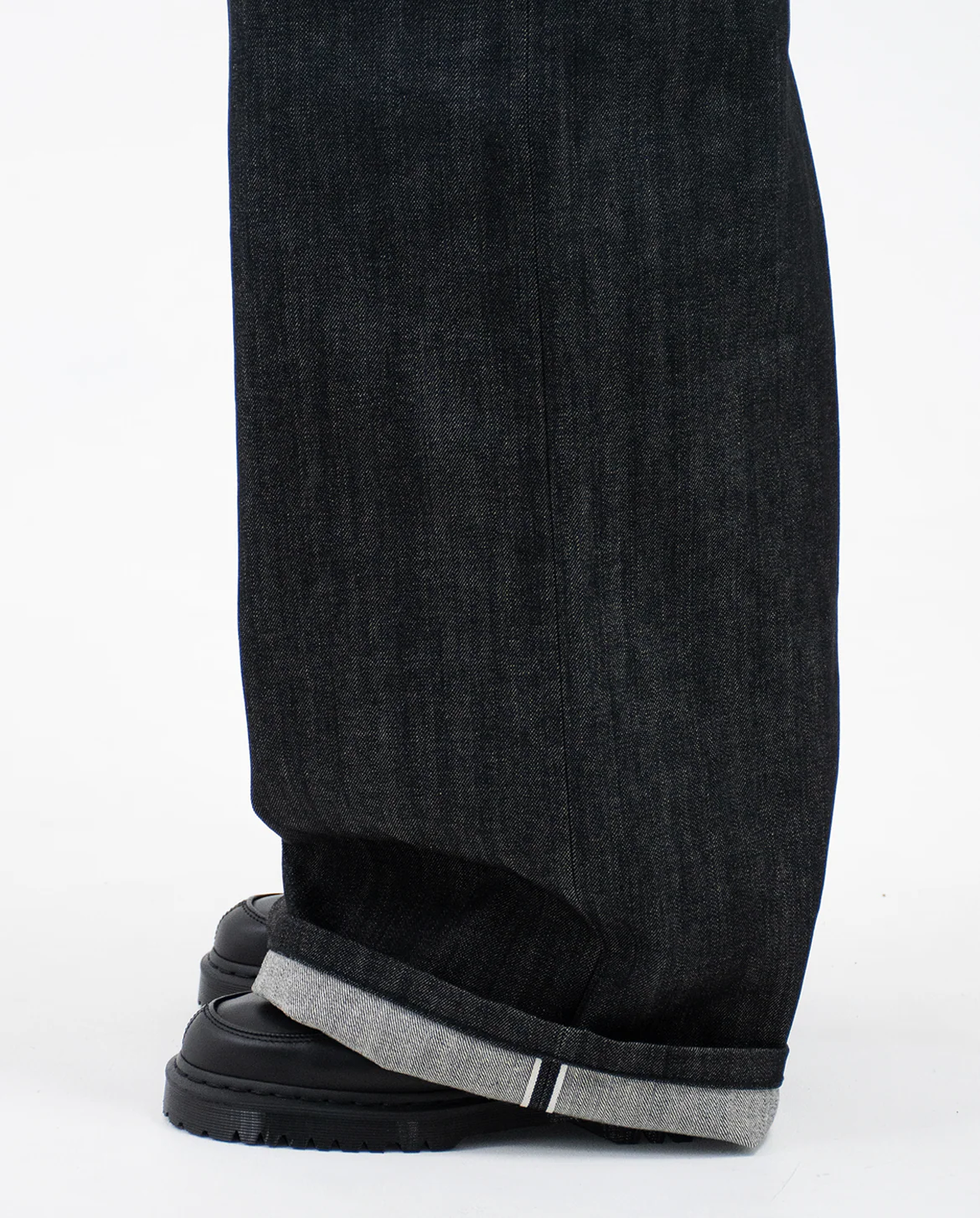 Okayama Raw Selvedge Baggy Jeans - Indigo