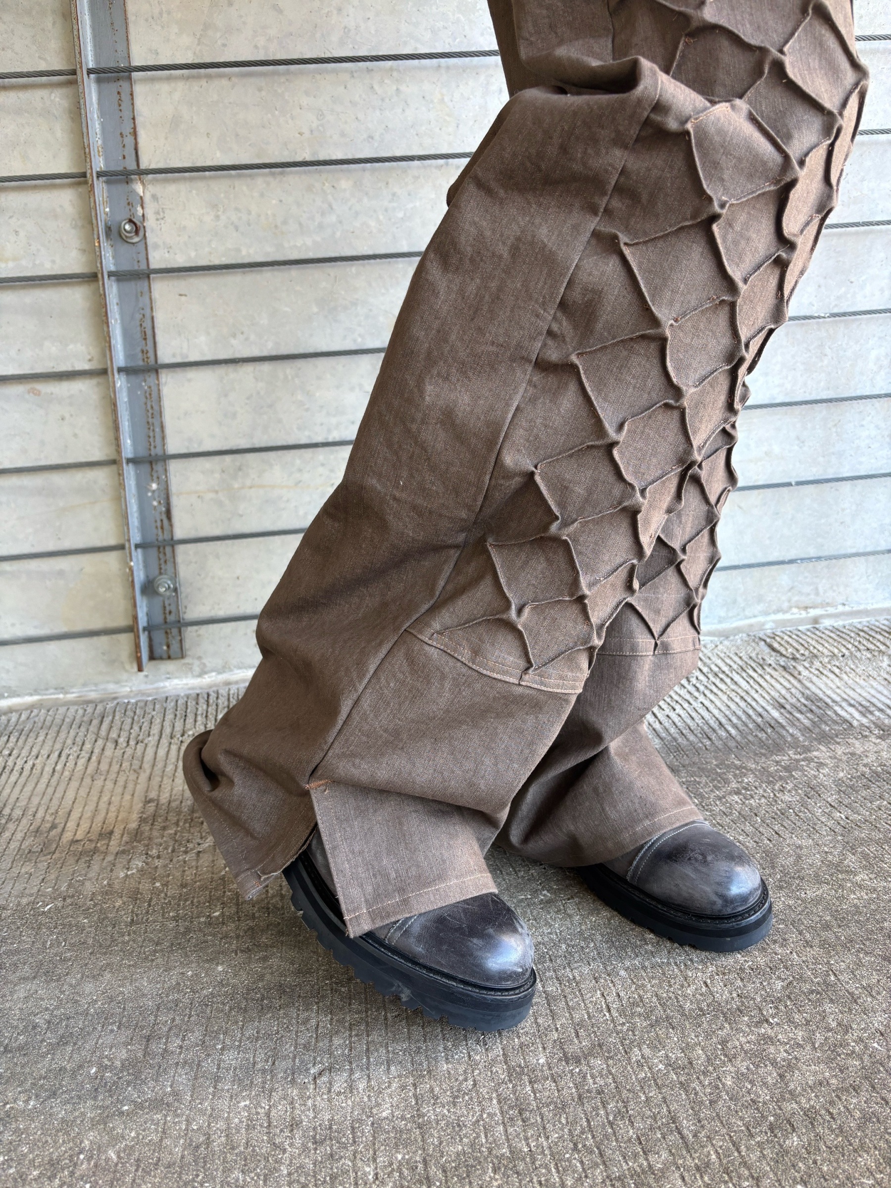 scale embossed structure pants