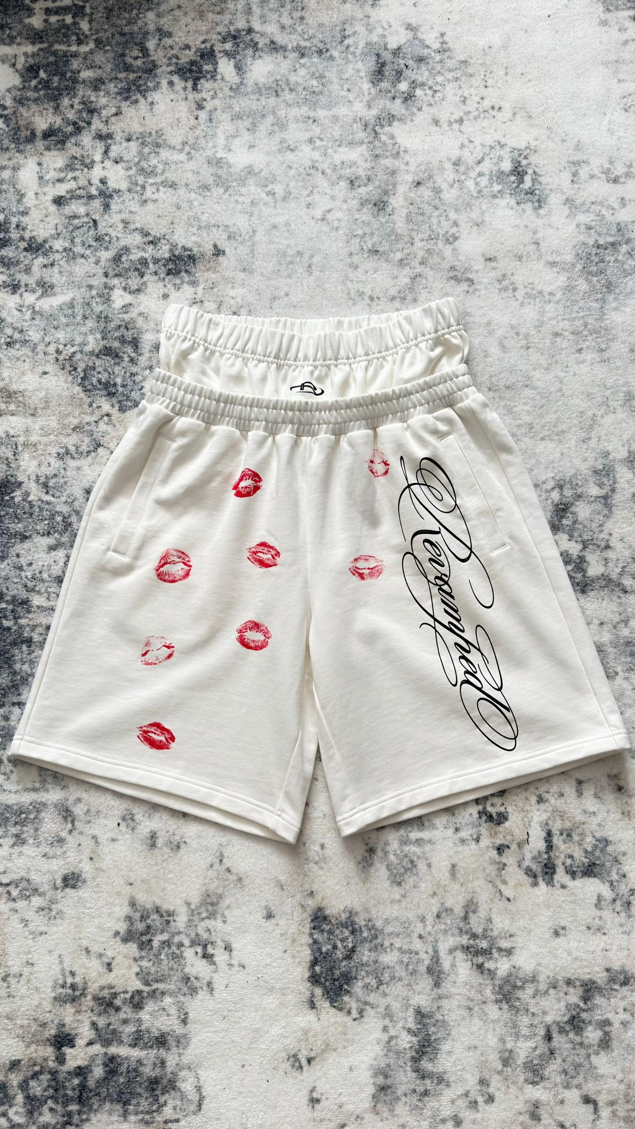 DOUBLE-LAYER RED LIP DRAWSTRING SHORTS