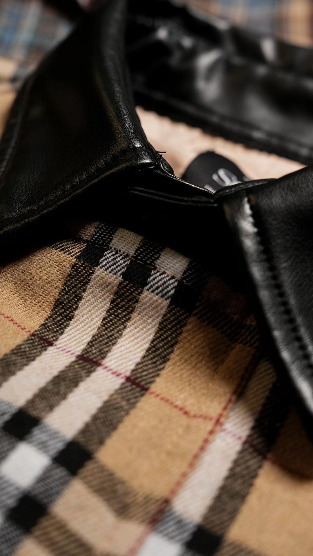 Check-pattern clasp jacket