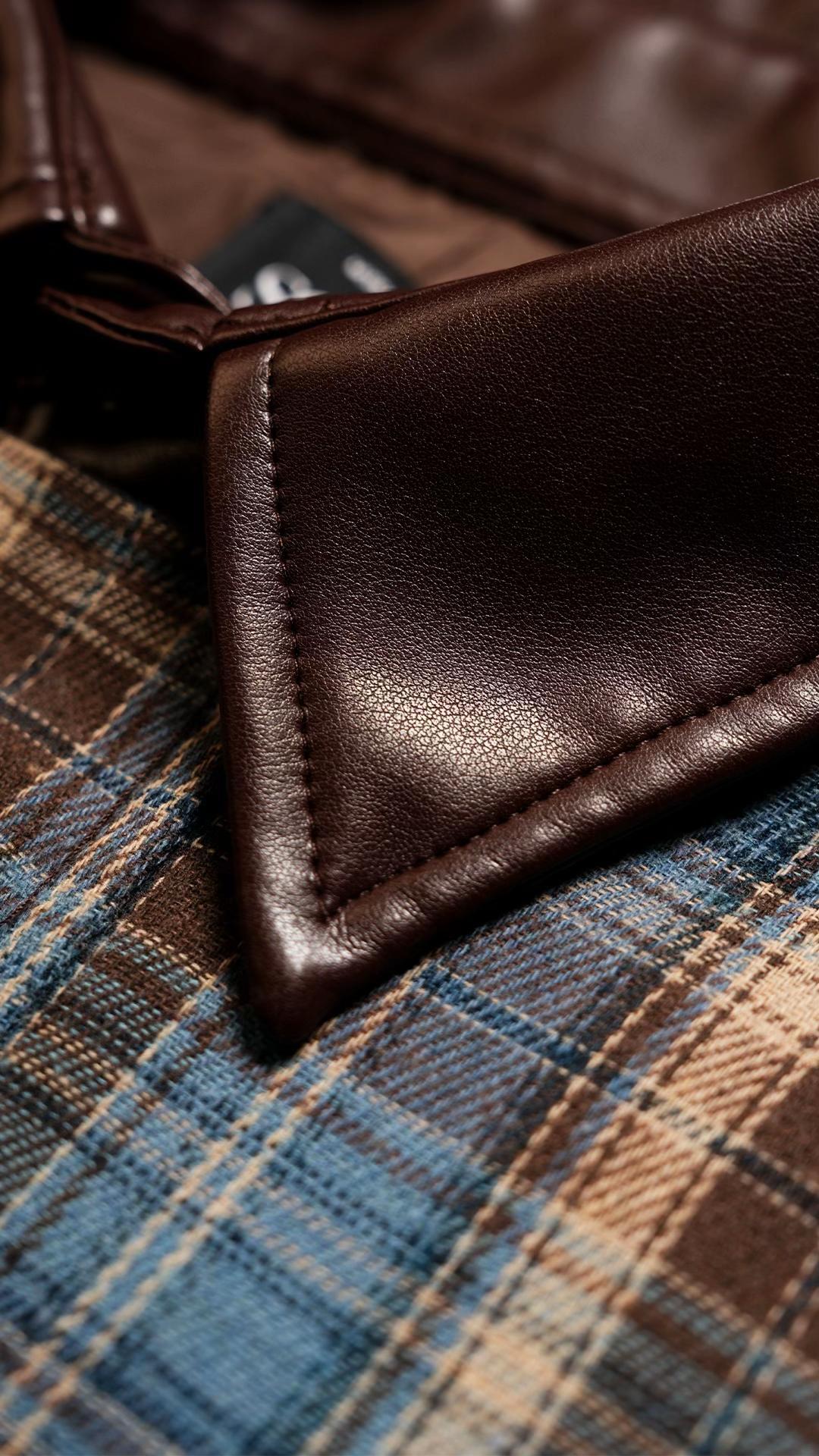 Check-pattern clasp jacket