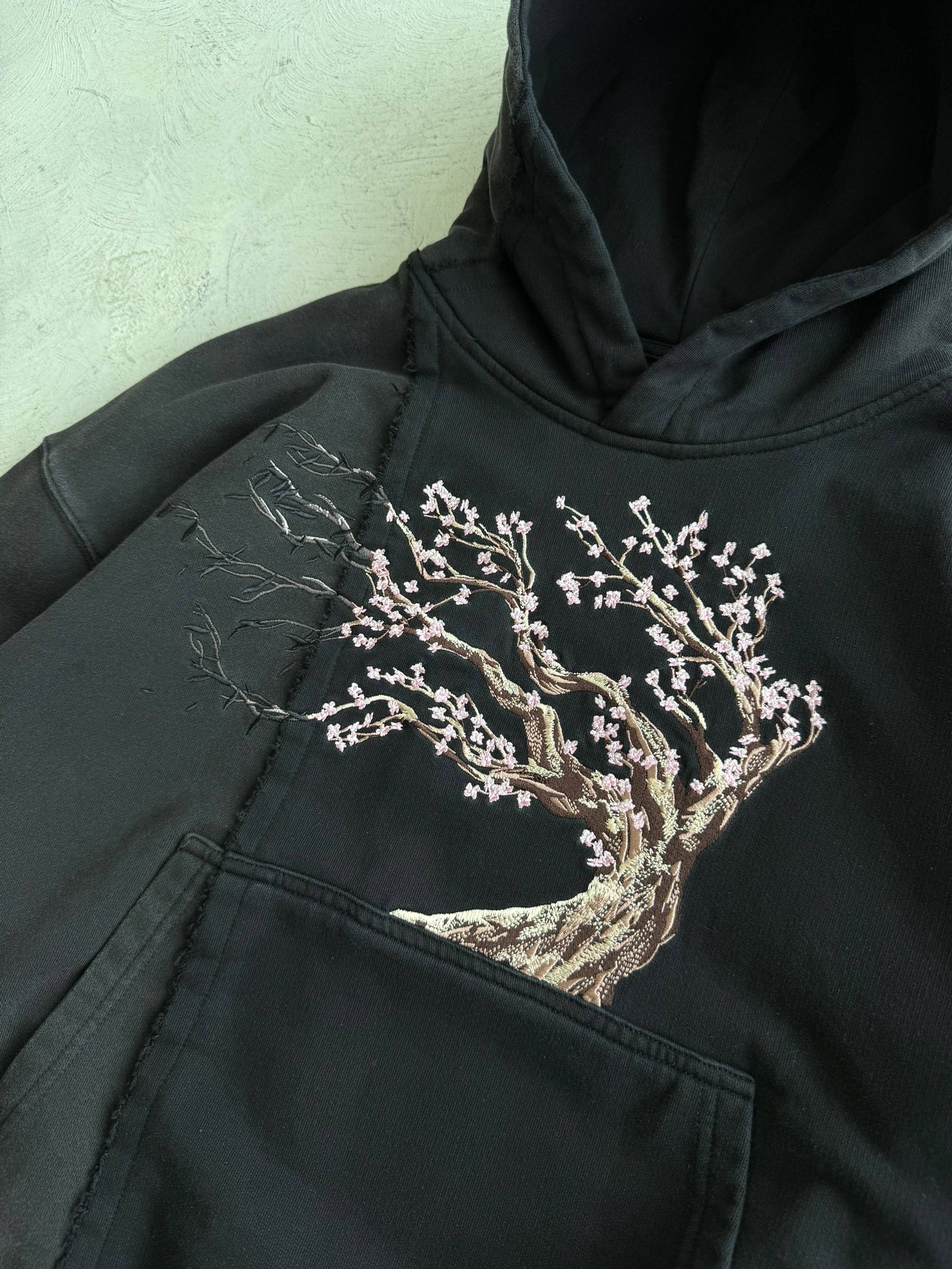 CHIVALRY BLOOM HOODIE