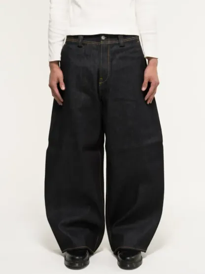 JAPANESE SELVEDGE  CURVED-LEGS JEANS