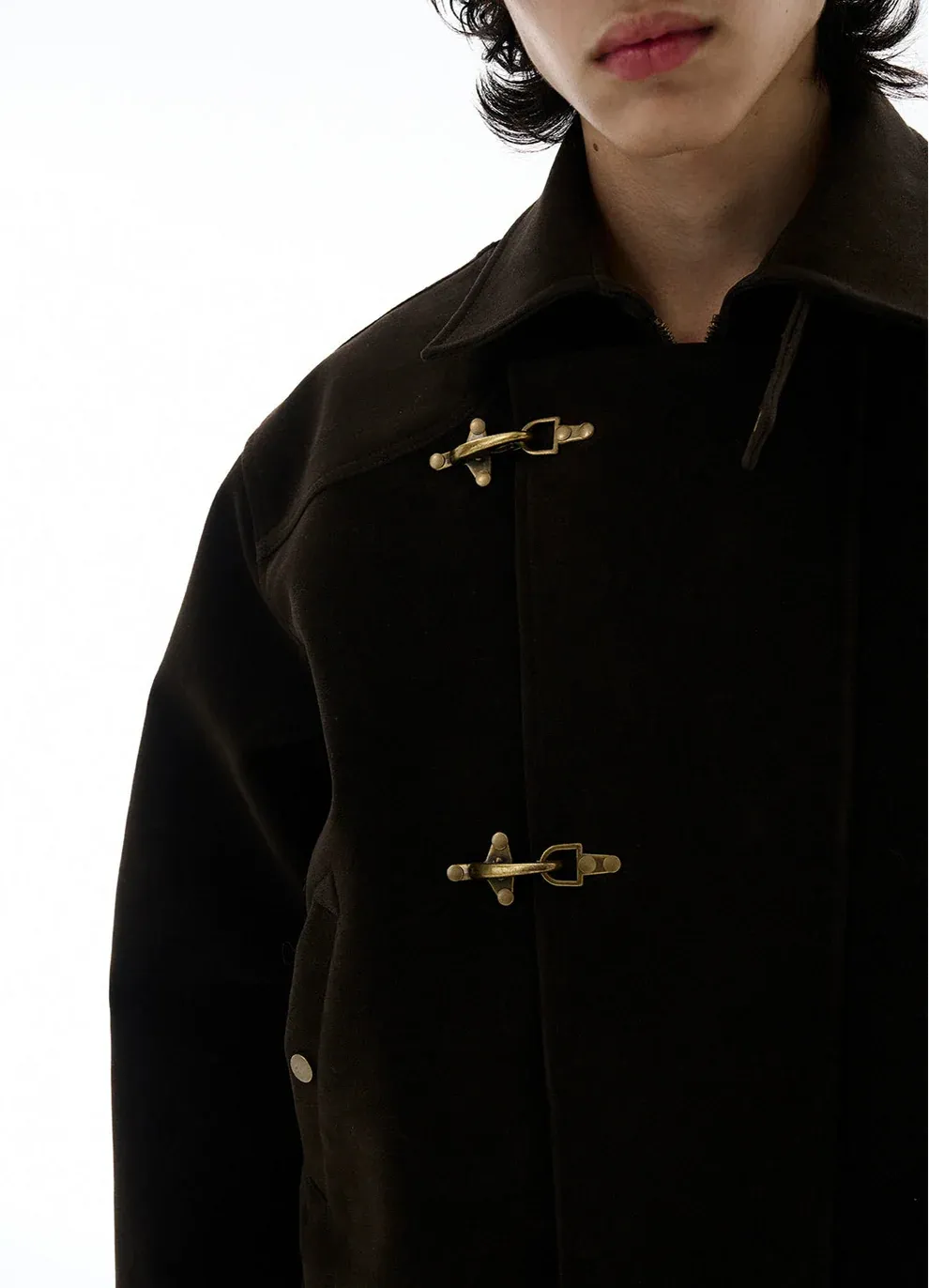 ASYMMETRIC FIREMAN BUCKLE MID CROP SUEDE JACKET