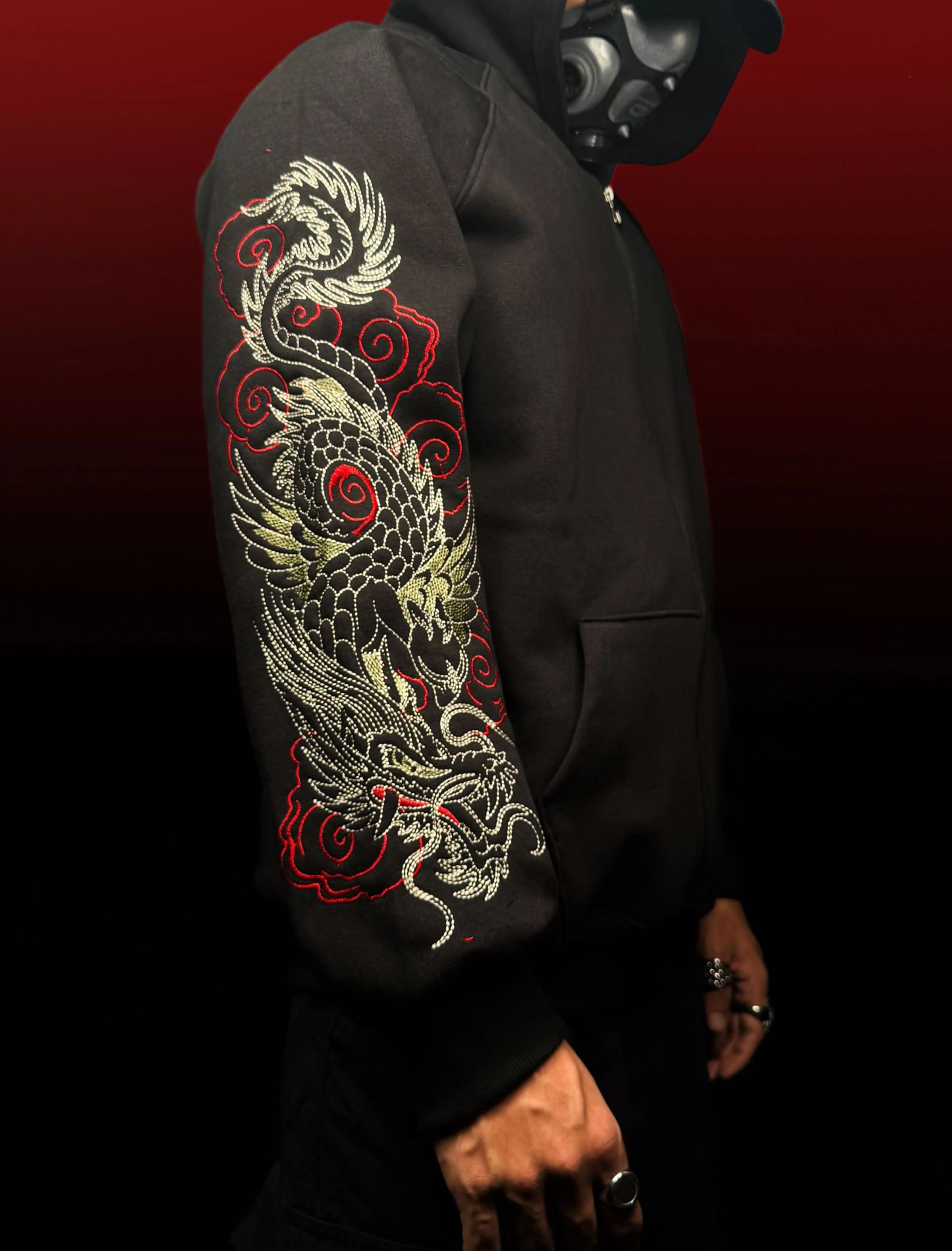 DRAGON EMBROIDERY ZIPPER