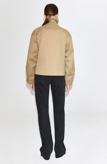 ROUNDED SHORT TRENCH COAT