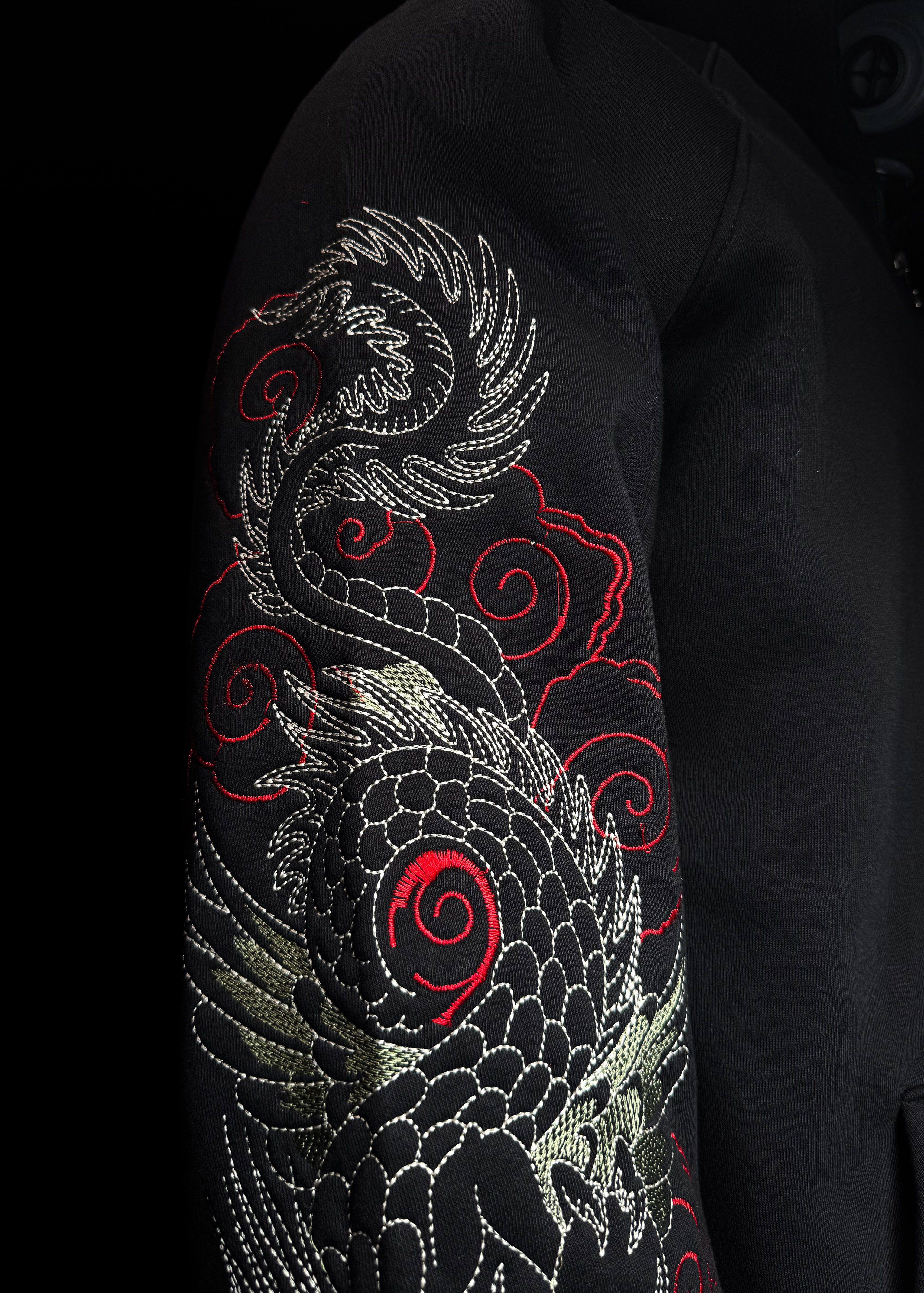 DRAGON EMBROIDERY ZIPPER