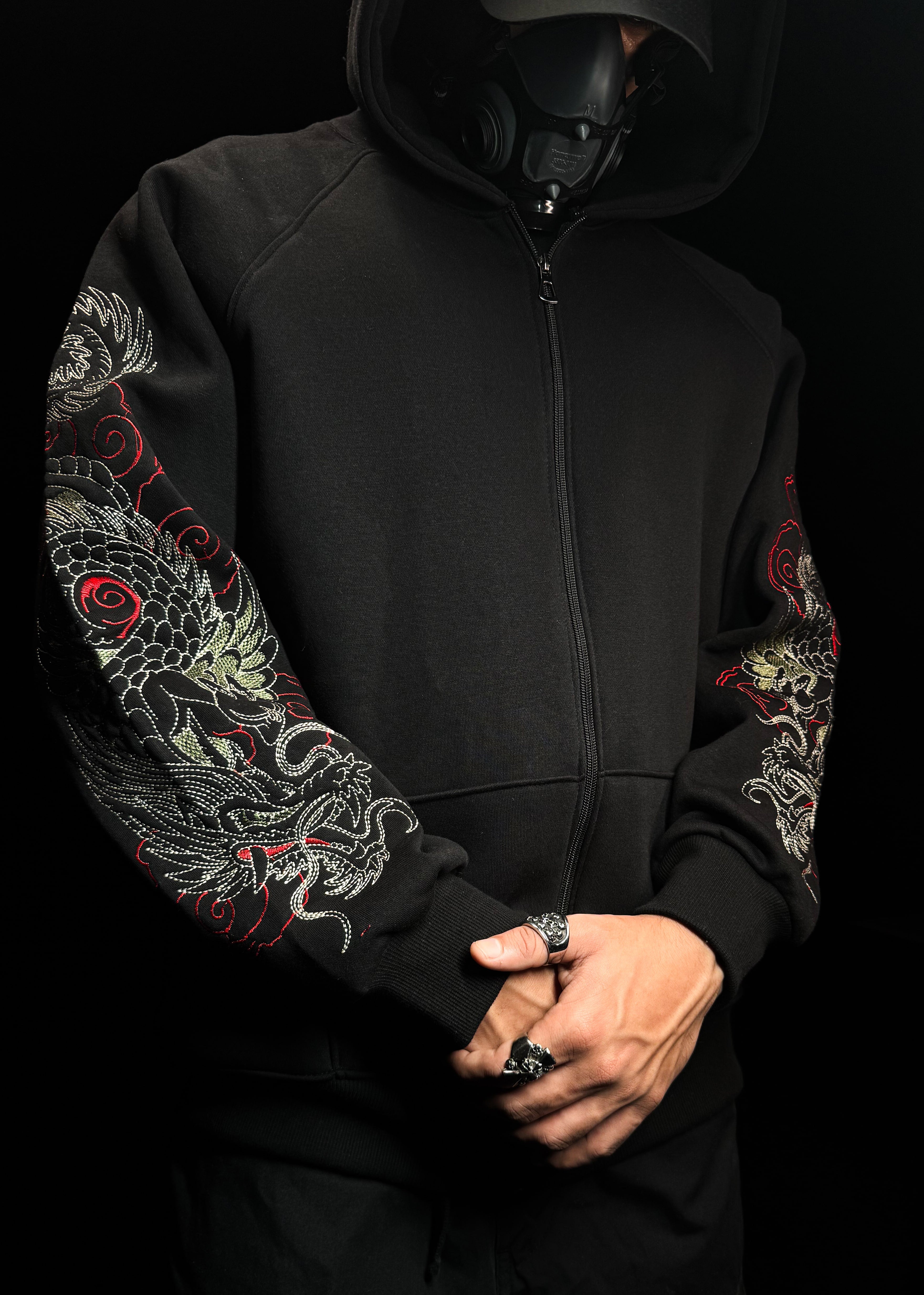 DRAGON EMBROIDERY ZIPPER