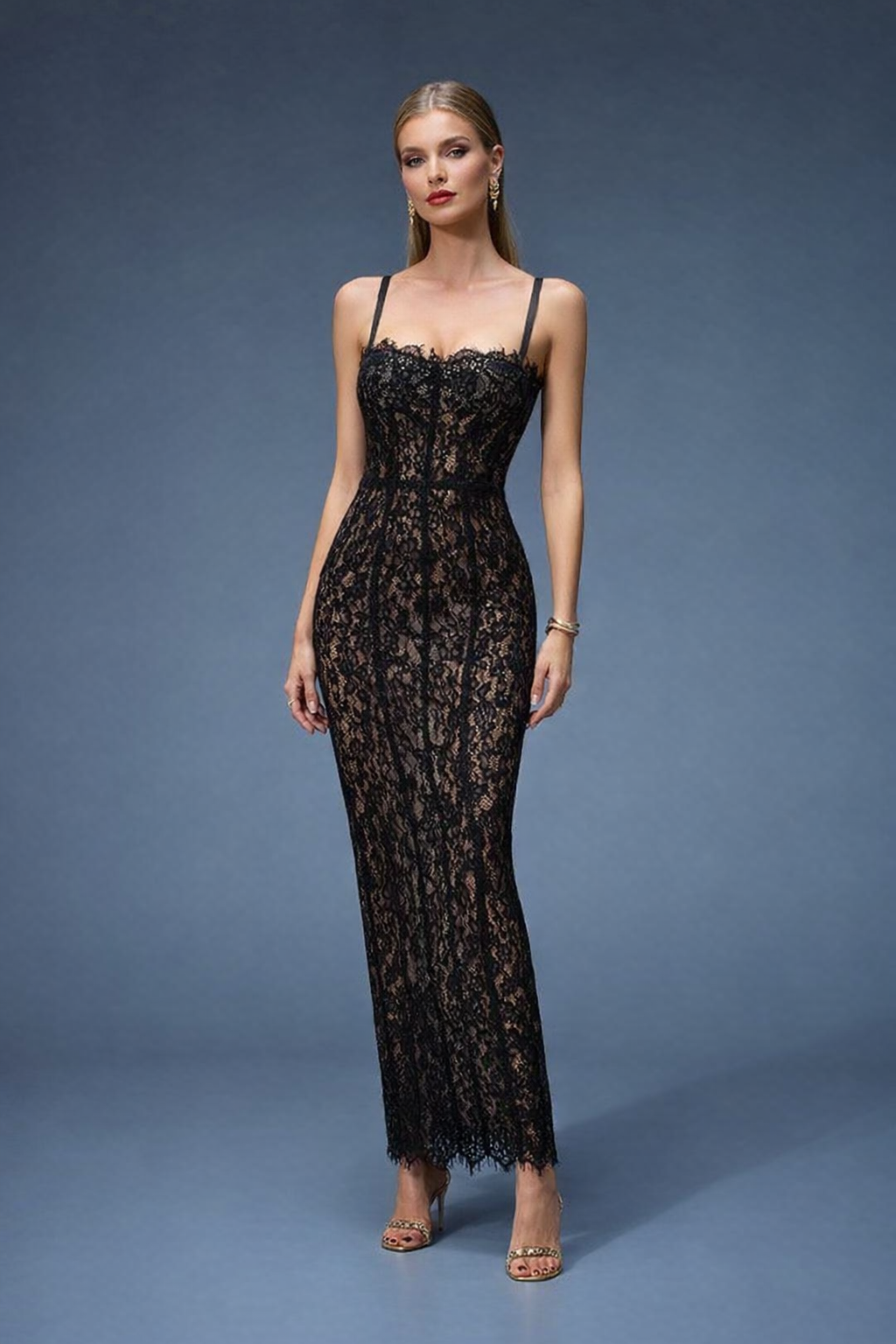 Elegant Open Back Slim Fit Lace Maxi Dress