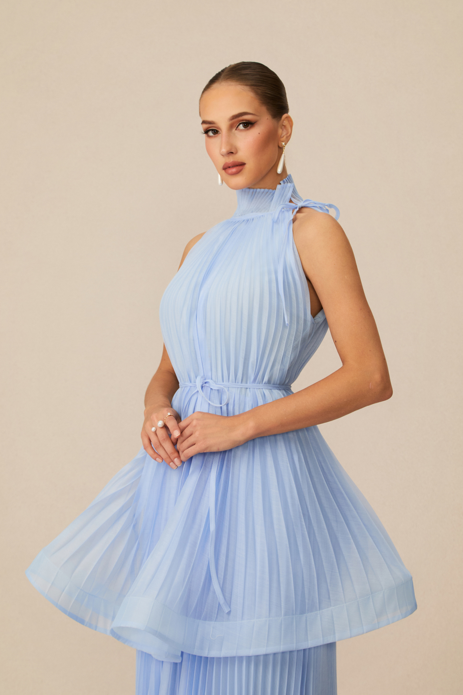 Tammy Blue Sleeveless Pleated Maxi Dress