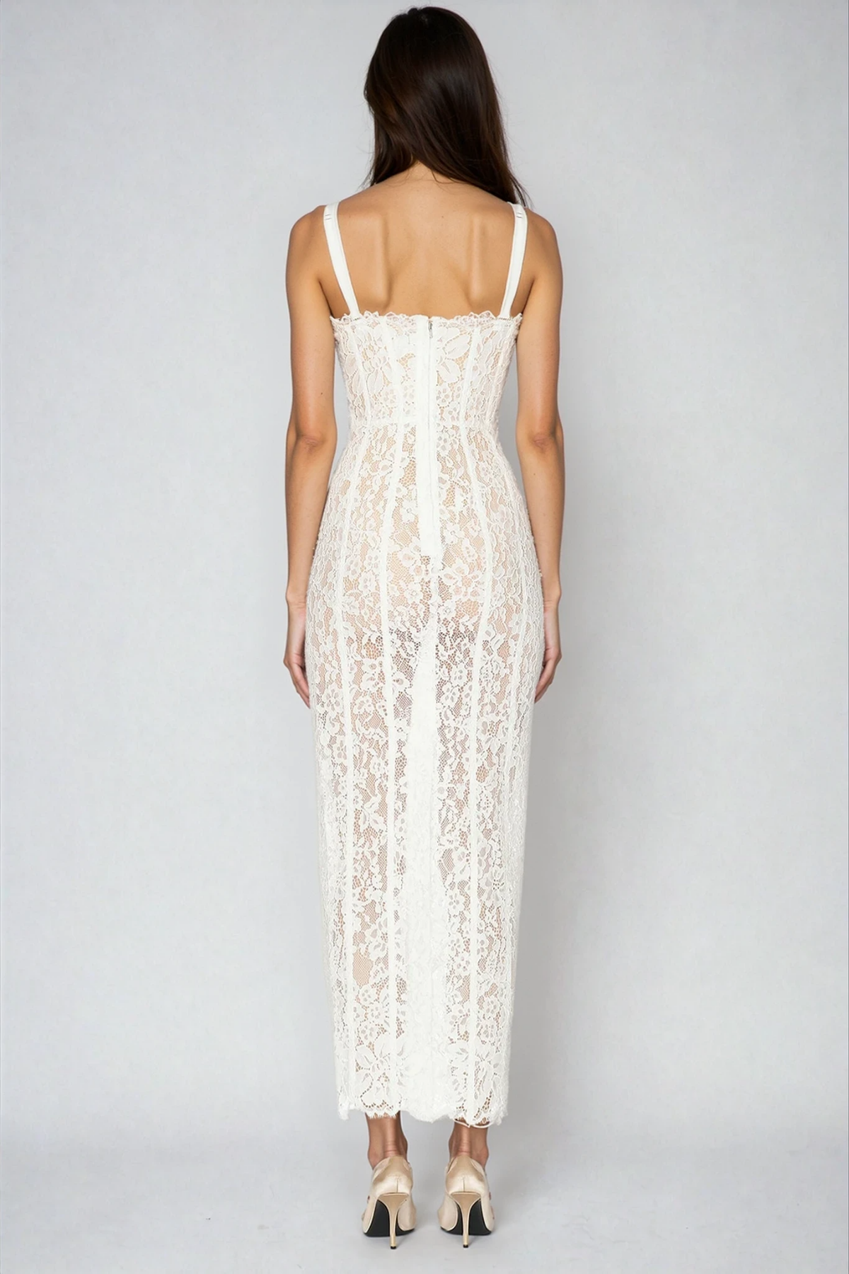 Elegant Open Back Slim Fit Lace Maxi Dress - White