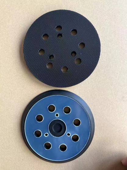 Elektrische Poliermaschine mit Schleifteller und Selbstschleifpapier