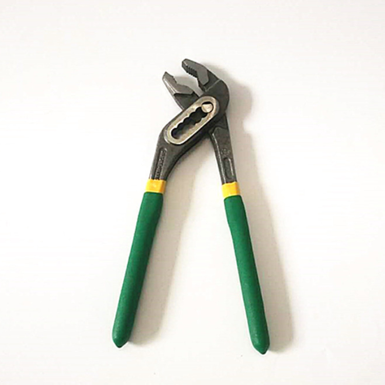 Pince multiprise pour pompe à eau