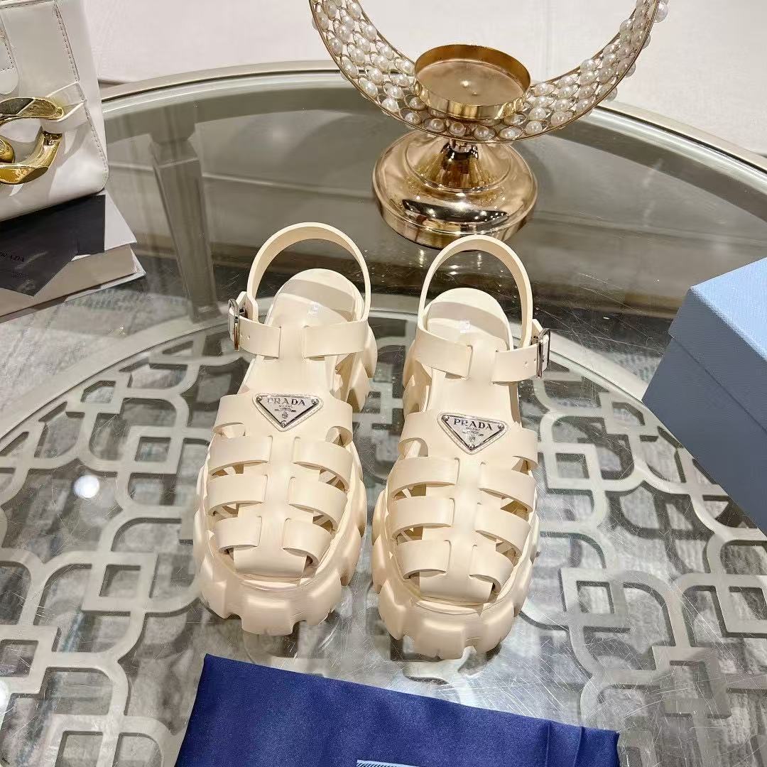 P style Zigzag Roman Woven Beach Slippers