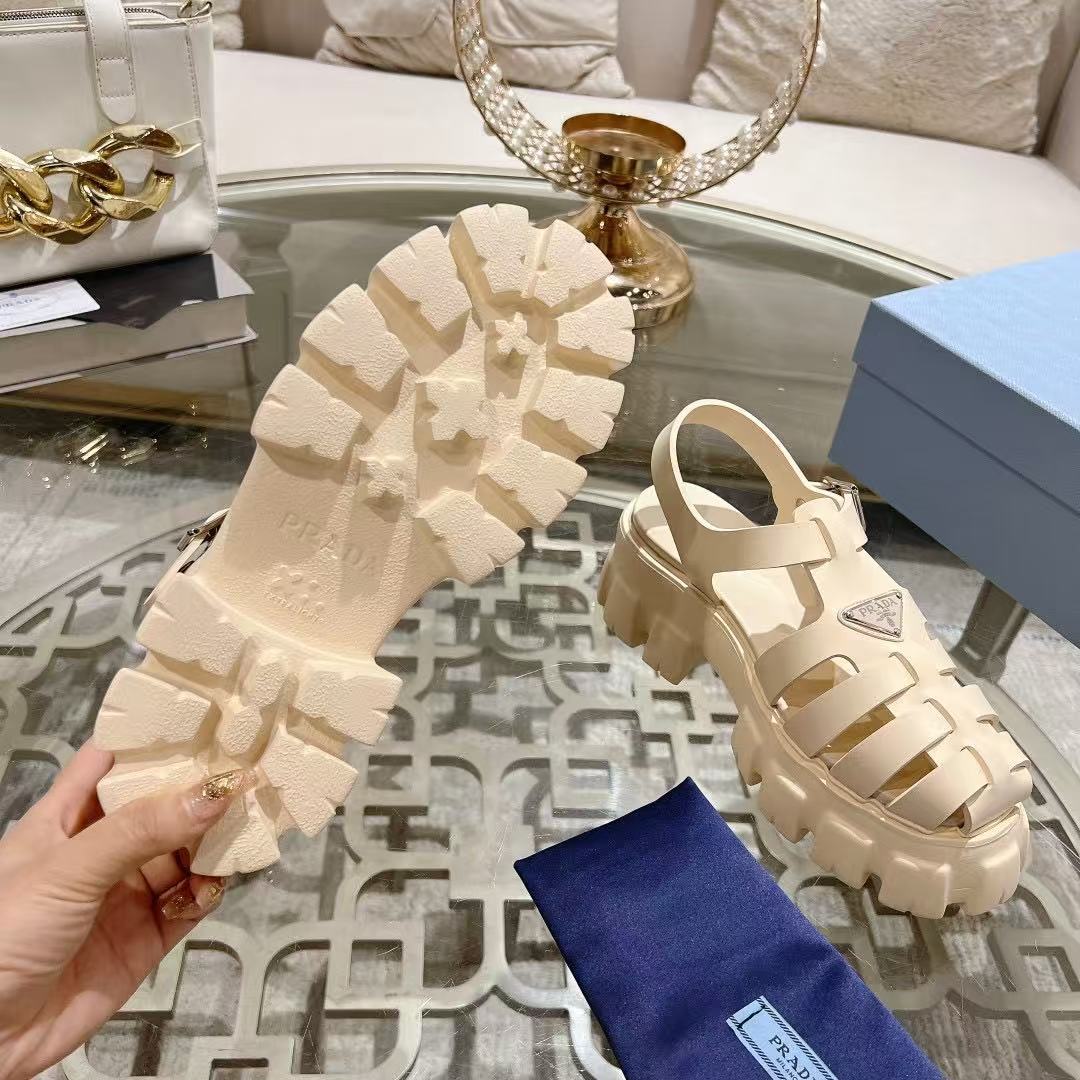 P style Zigzag Roman Woven Beach Slippers