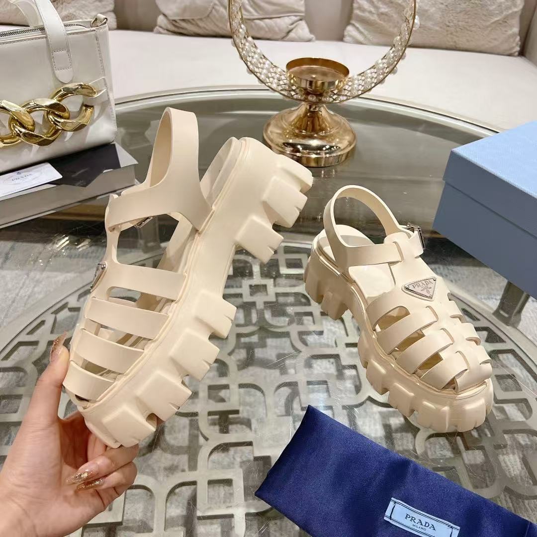 P style Zigzag Roman Woven Beach Slippers